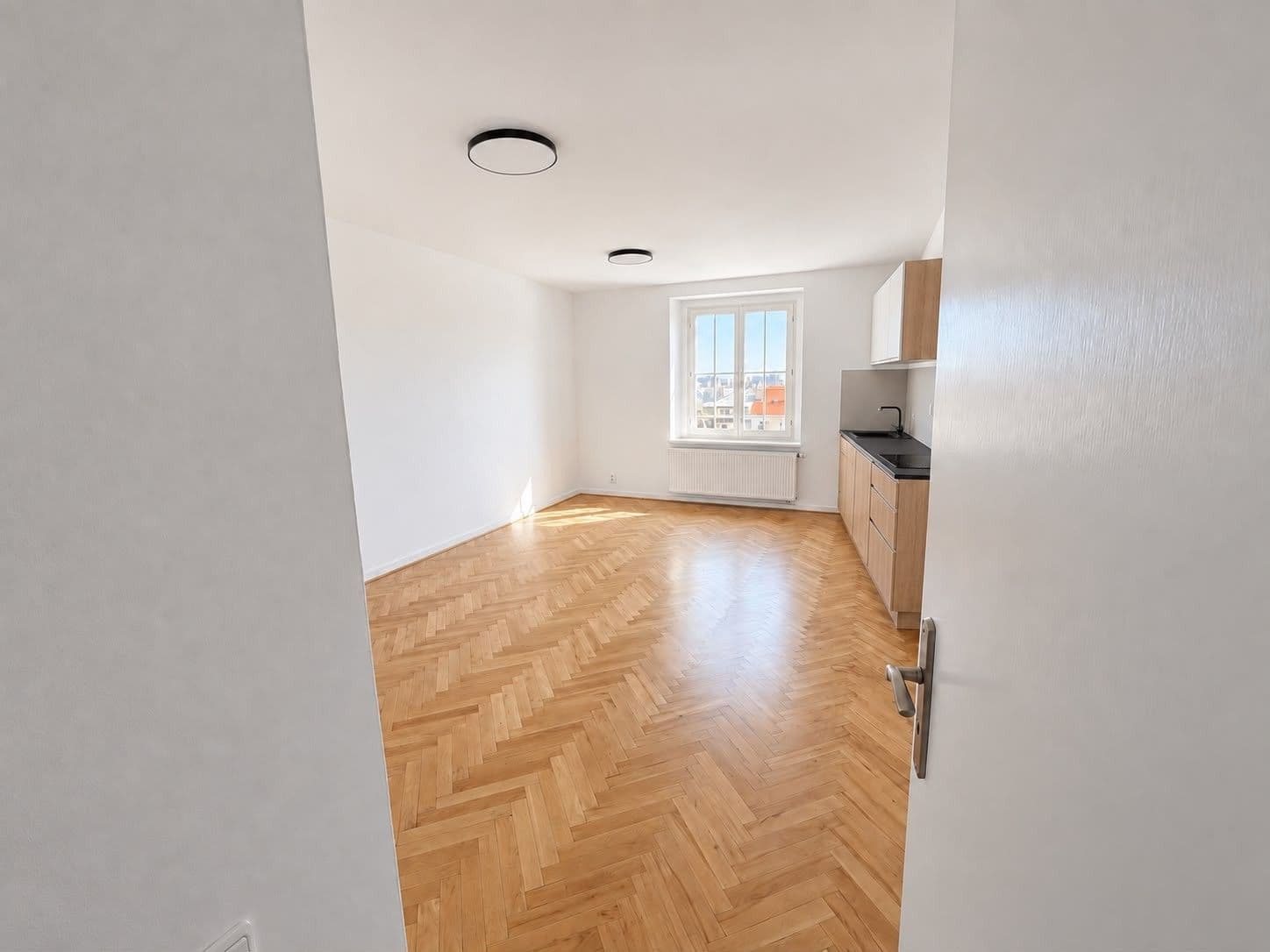 Prenájom bytu 3-izbový 79 m², Milešovská, Praha, Praha Prenájom bytu 3-izbový 79 m², Milešovská, Praha, Praha
