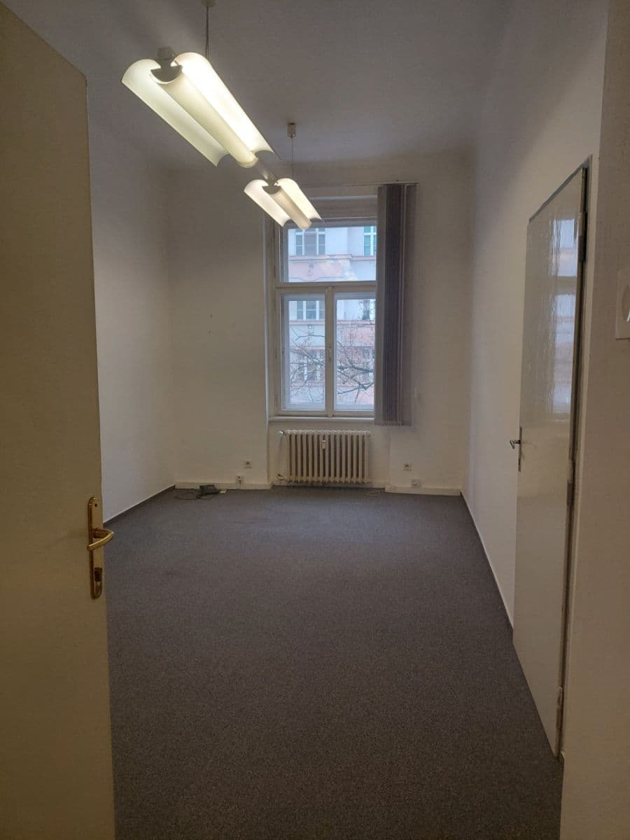 Prenájom kancelárie 17 m², Blanická, Praha, Praha Prenájom kancelárie 17 m², Blanická, Praha, Praha