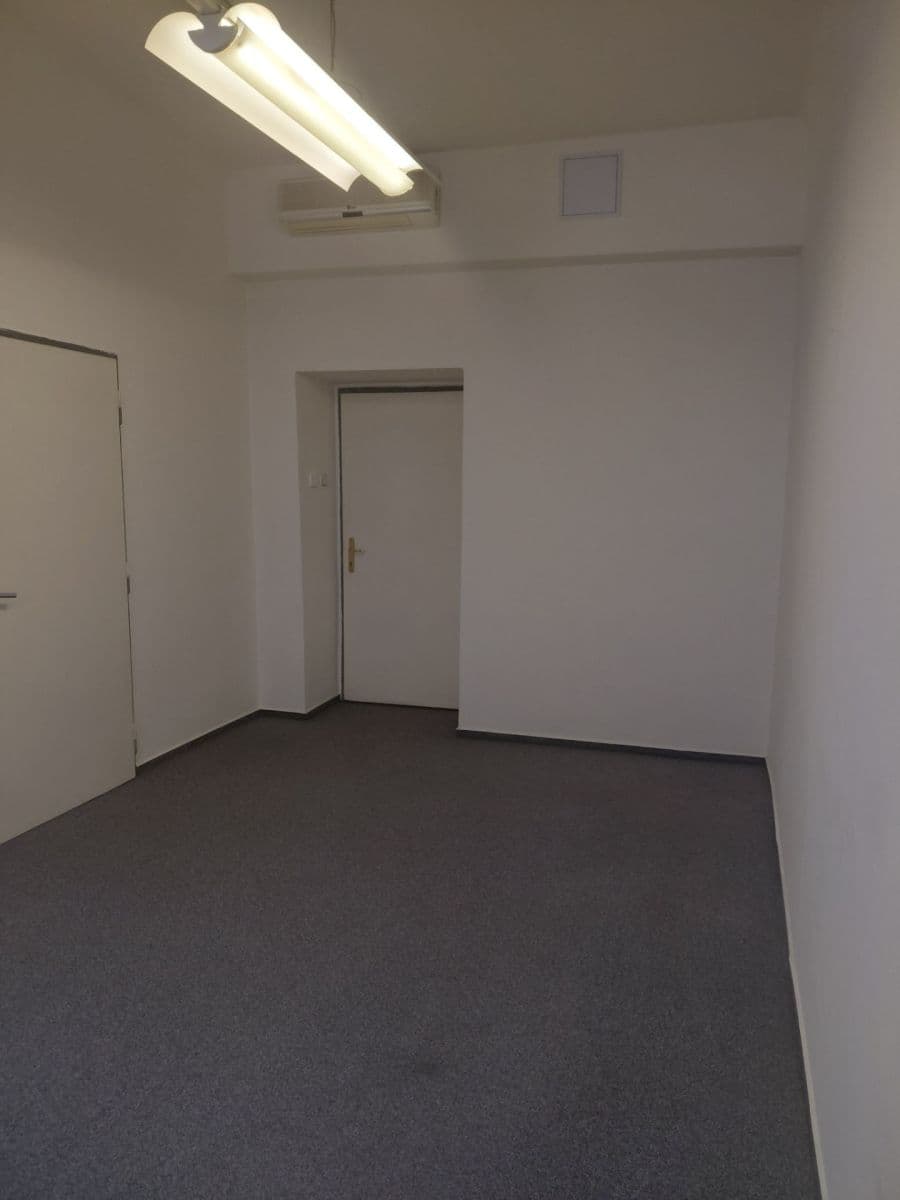 Prenájom kancelárie 17 m², Blanická, Praha, Praha Prenájom kancelárie 17 m², Blanická, Praha, Praha
