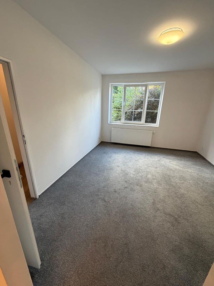 Predaj domu 280 m², pozemok 3.545 m², Bystřice, Středočeský kraj Predaj domu 280 m², pozemok 3.545 m², Bystřice, Středočeský kraj
