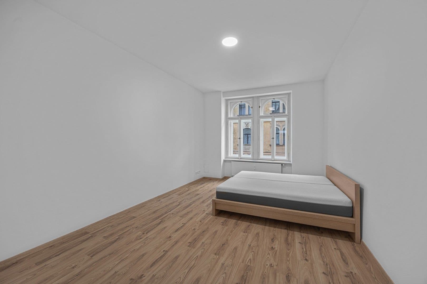 Prenájom bytu 2-izbový 48 m², Oldřichova, Praha, Praha Prenájom bytu 2-izbový 48 m², Oldřichova, Praha, Praha