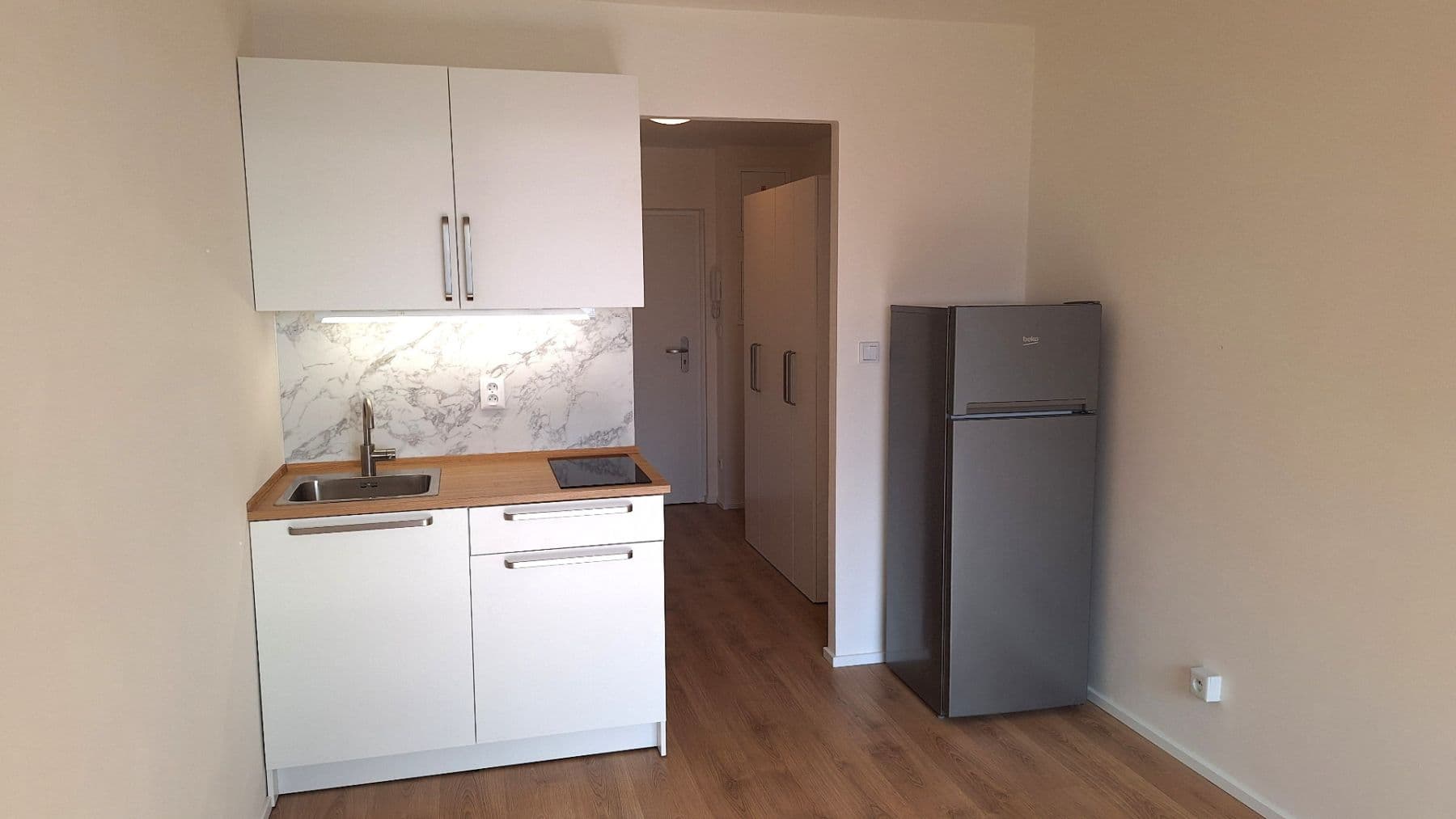 Prenájom bytu 1-izbový 23 m², Čenětická, Praha, Praha Prenájom bytu 1-izbový 23 m², Čenětická, Praha, Praha
