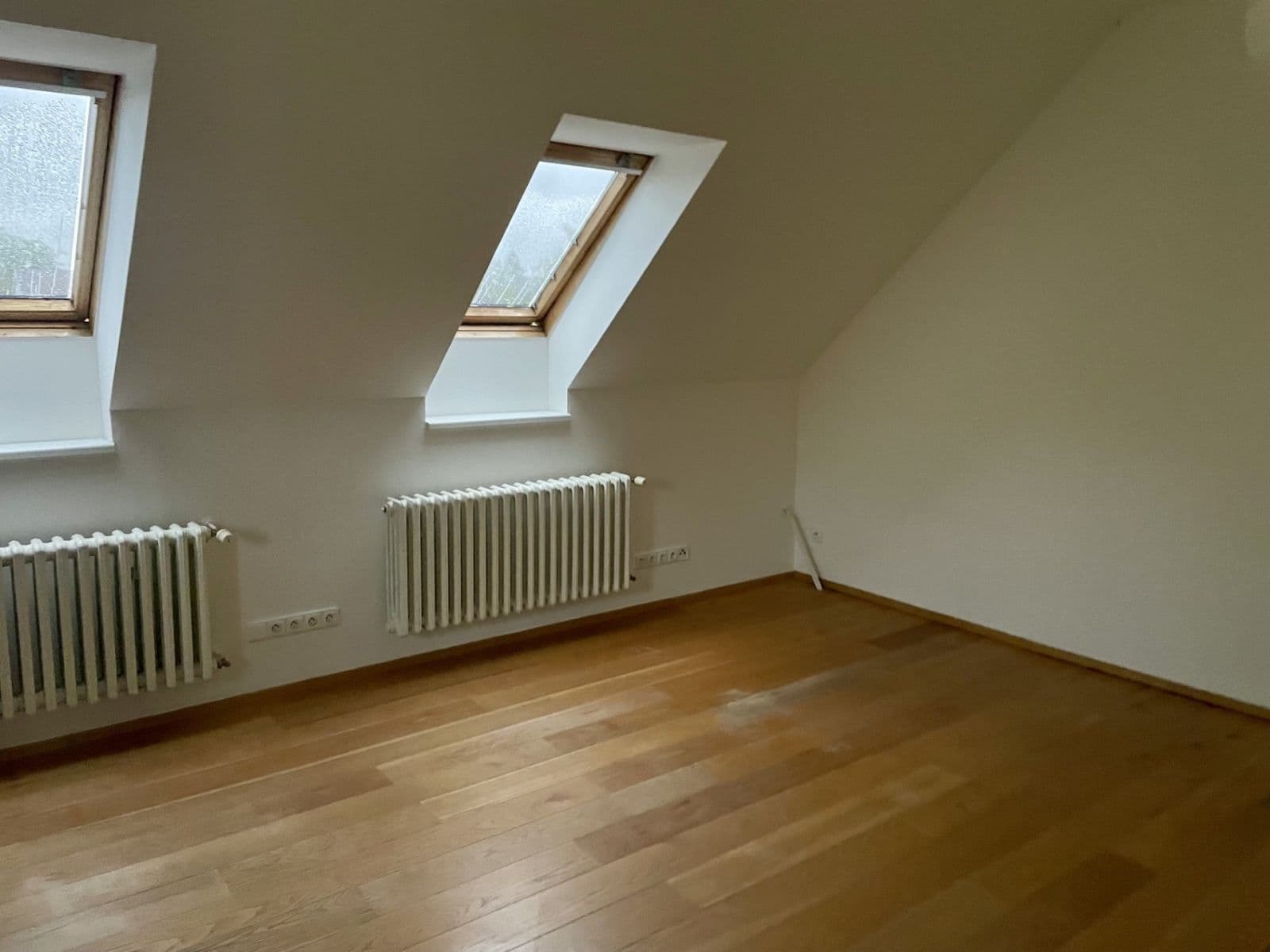 Prenájom bytu 3-izbový 75 m², Otovická, Praha, Praha Prenájom bytu 3-izbový 75 m², Otovická, Praha, Praha