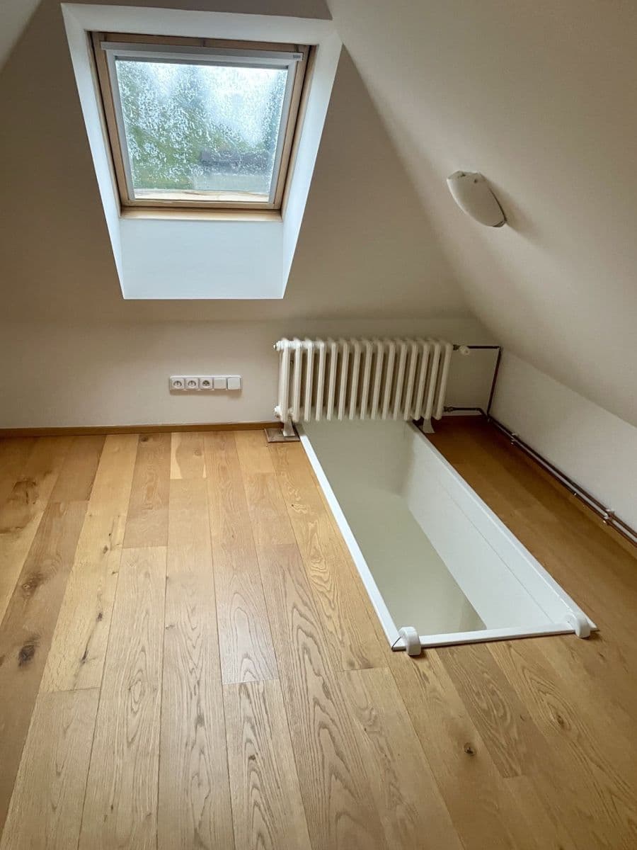 Prenájom bytu 3-izbový 75 m², Otovická, Praha, Praha Prenájom bytu 3-izbový 75 m², Otovická, Praha, Praha