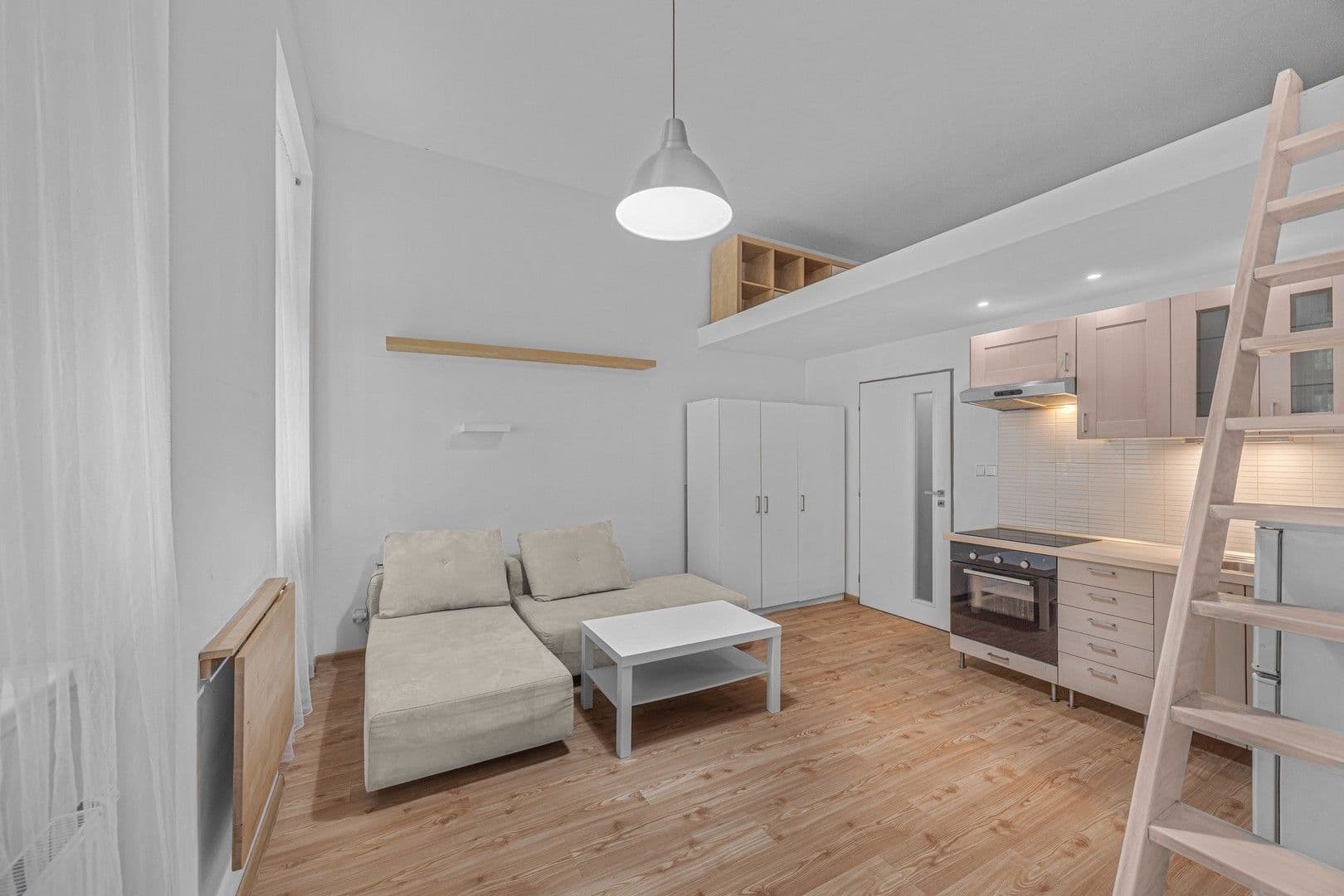 Prenájom bytu 1-izbový 31 m², Na Maninách, Praha, Praha Prenájom bytu 1-izbový 31 m², Na Maninách, Praha, Praha