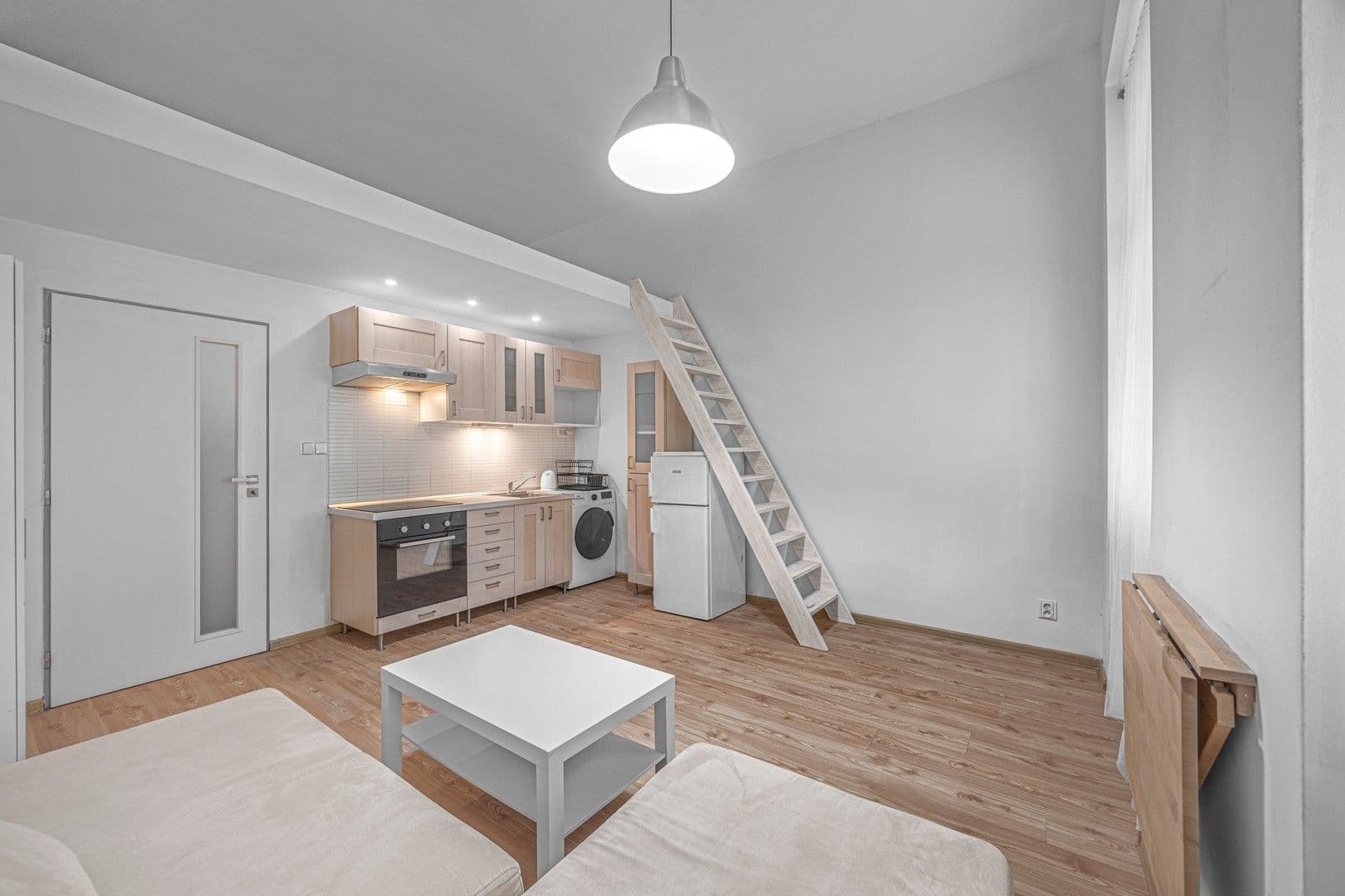 Prenájom bytu 1-izbový 31 m², Na Maninách, Praha, Praha Prenájom bytu 1-izbový 31 m², Na Maninách, Praha, Praha