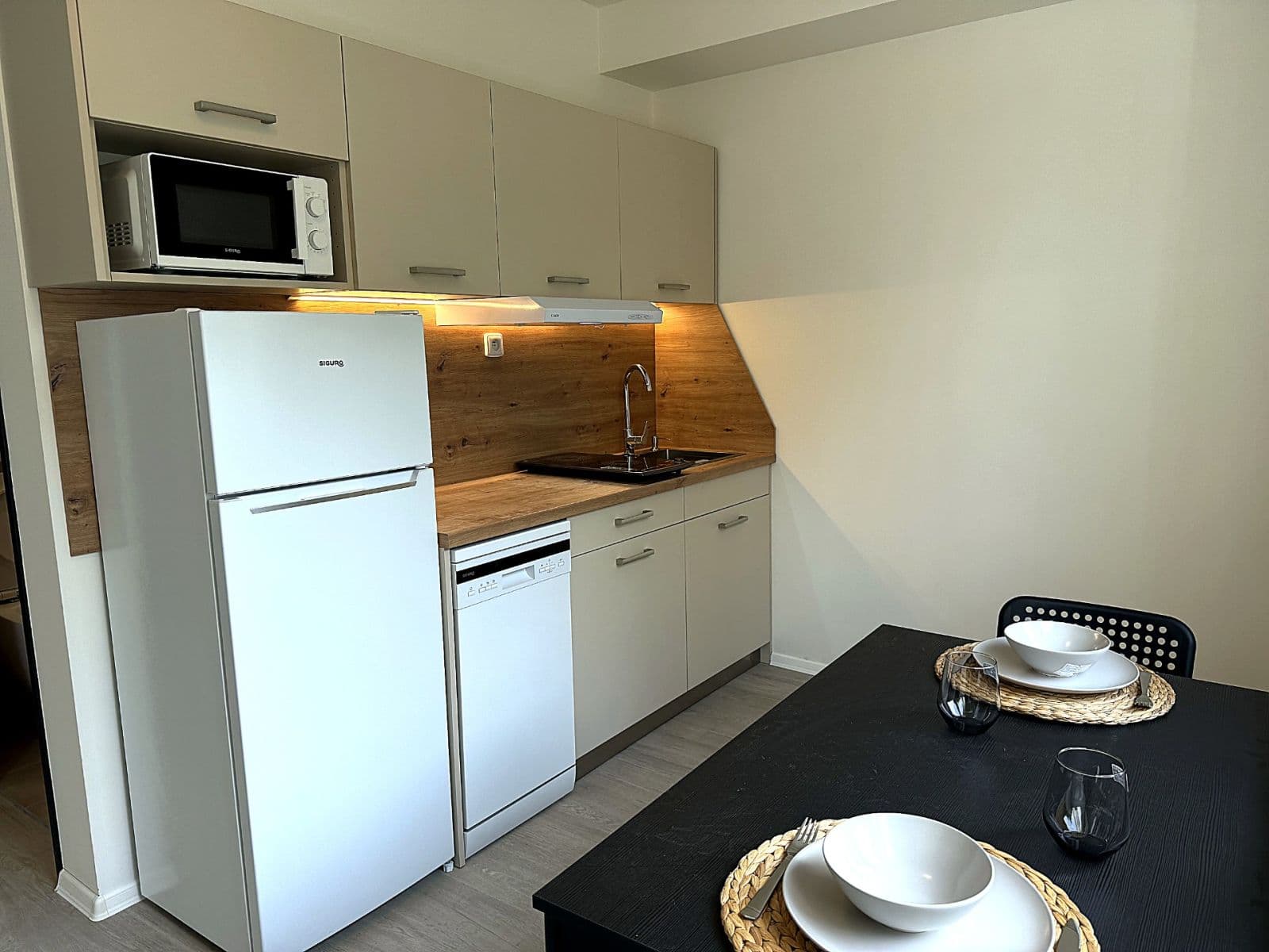 Prenájom bytu 1-izbový 31 m², Na Moklině, Praha, Praha Prenájom bytu 1-izbový 31 m², Na Moklině, Praha, Praha