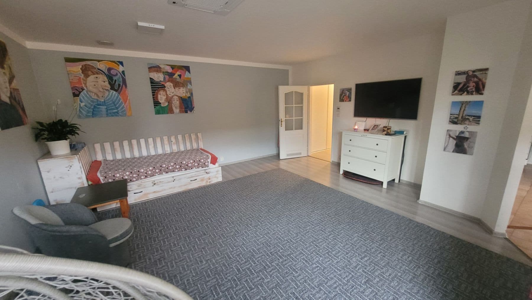 Prenájom bytu 3-izbový 96 m², J. K. Tyla, Horoměřice, Středočeský kraj Prenájom bytu 3-izbový 96 m², J. K. Tyla, Horoměřice, Středočeský kraj