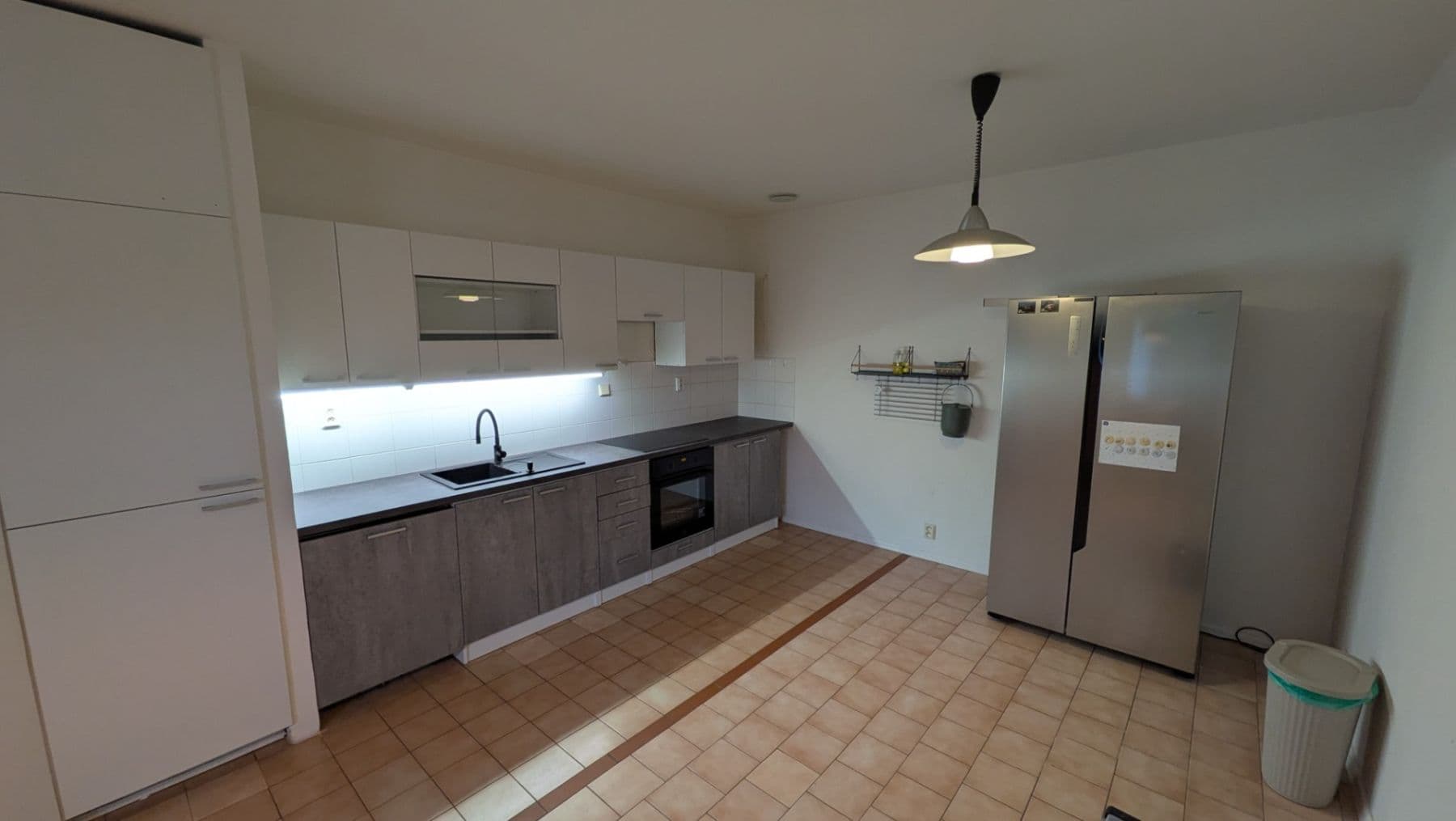 Prenájom bytu 3-izbový 96 m², J. K. Tyla, Horoměřice, Středočeský kraj Prenájom bytu 3-izbový 96 m², J. K. Tyla, Horoměřice, Středočeský kraj