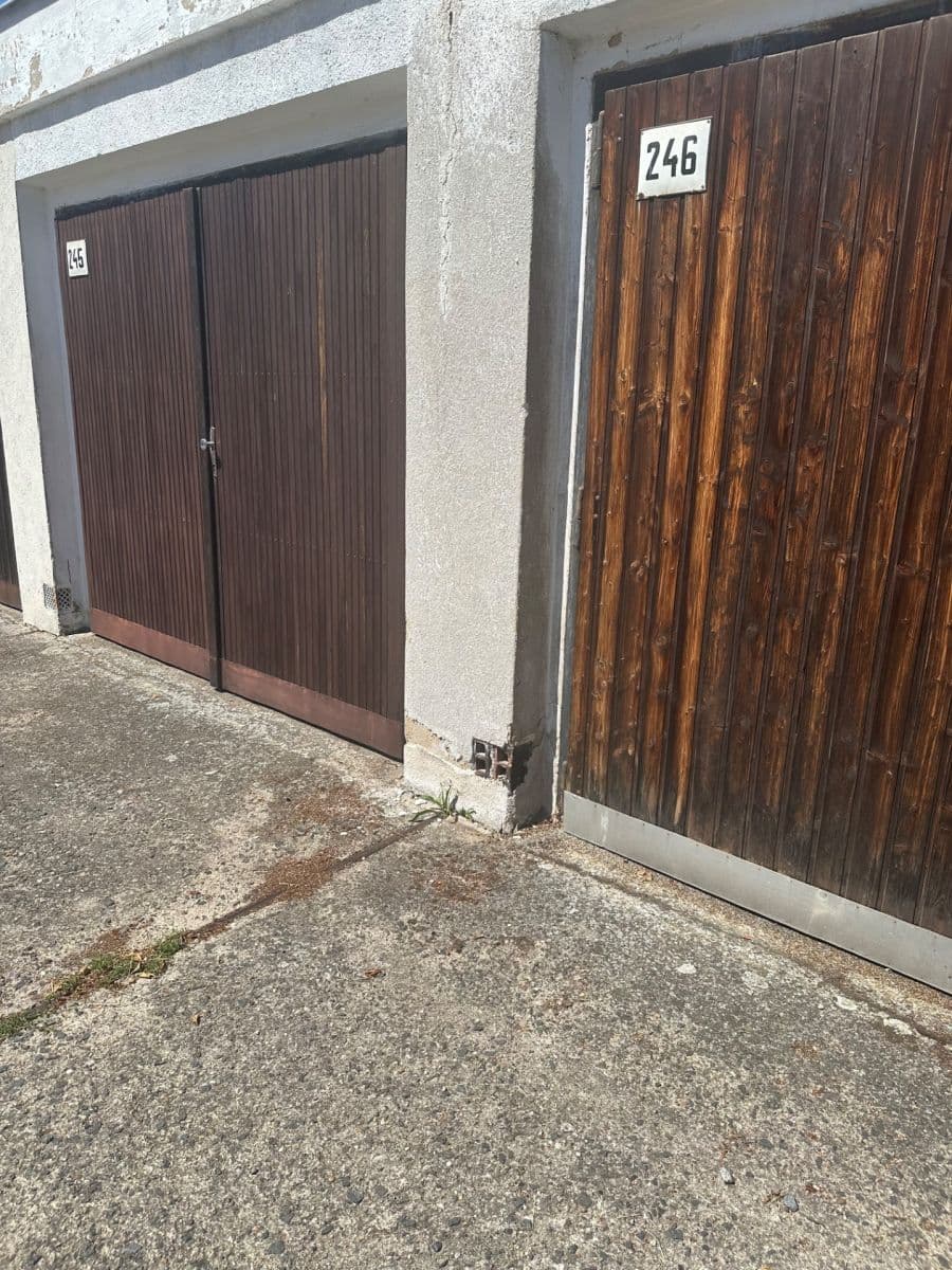 Predaj garáže 19 m², Jiřího z Poděbrad, Litoměřice, Ústecký kraj Predaj garáže 19 m², Jiřího z Poděbrad, Litoměřice, Ústecký kraj