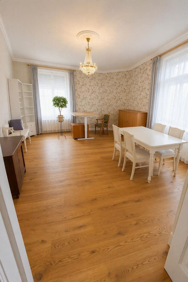 Predaj bytu 4-izbový 131 m², Strojnická, Praha, Praha Predaj bytu 4-izbový 131 m², Strojnická, Praha, Praha