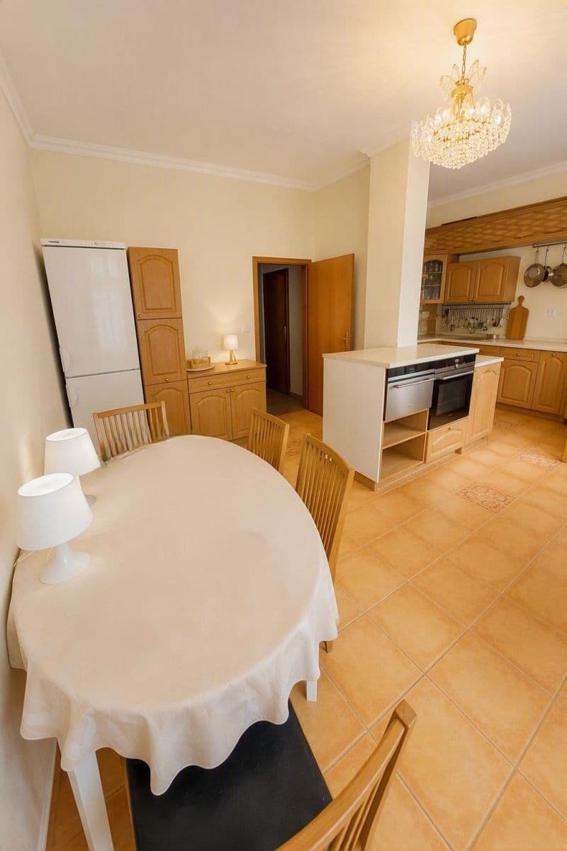 Predaj bytu 4-izbový 131 m², Strojnická, Praha, Praha Predaj bytu 4-izbový 131 m², Strojnická, Praha, Praha