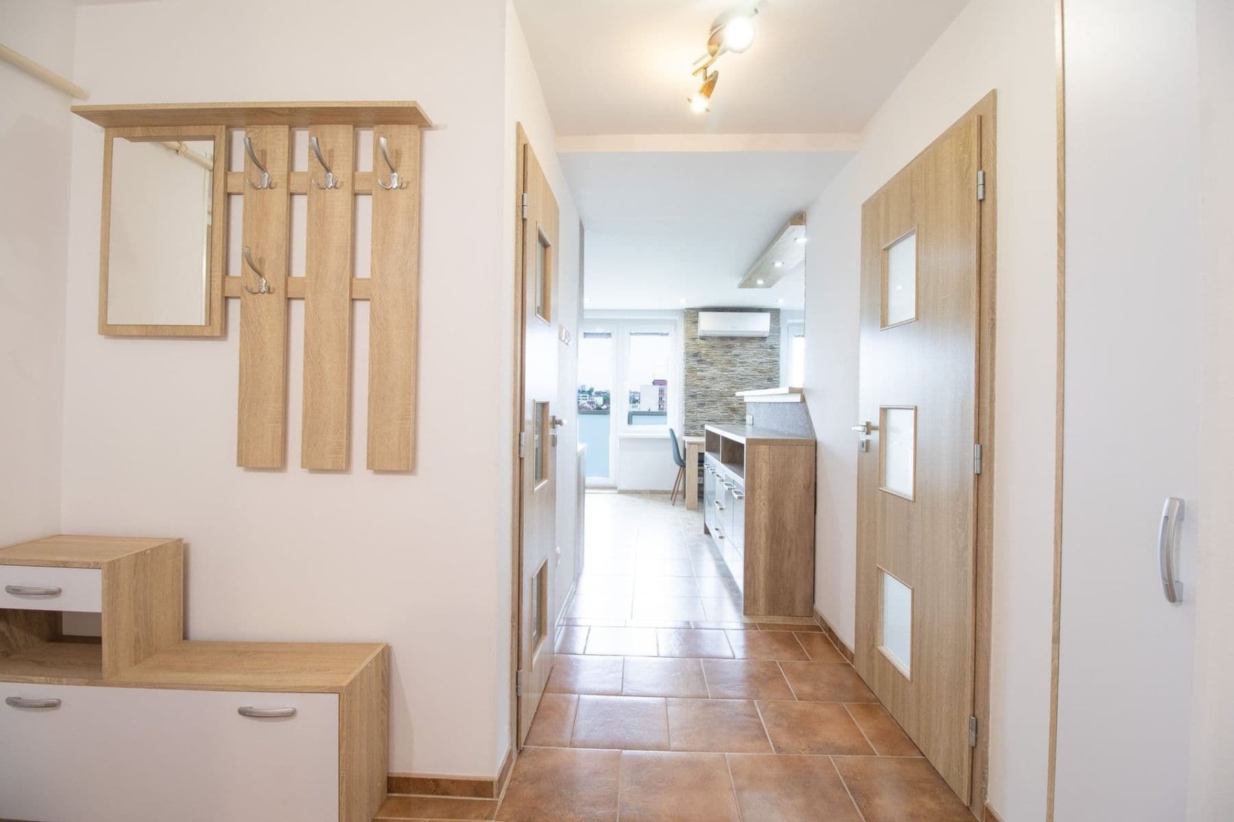 Prenájom bytu 3-izbový 65 m², Zalužanská, Mladá Boleslav, Středočeský kraj Prenájom bytu 3-izbový 65 m², Zalužanská, Mladá Boleslav, Středočeský kraj