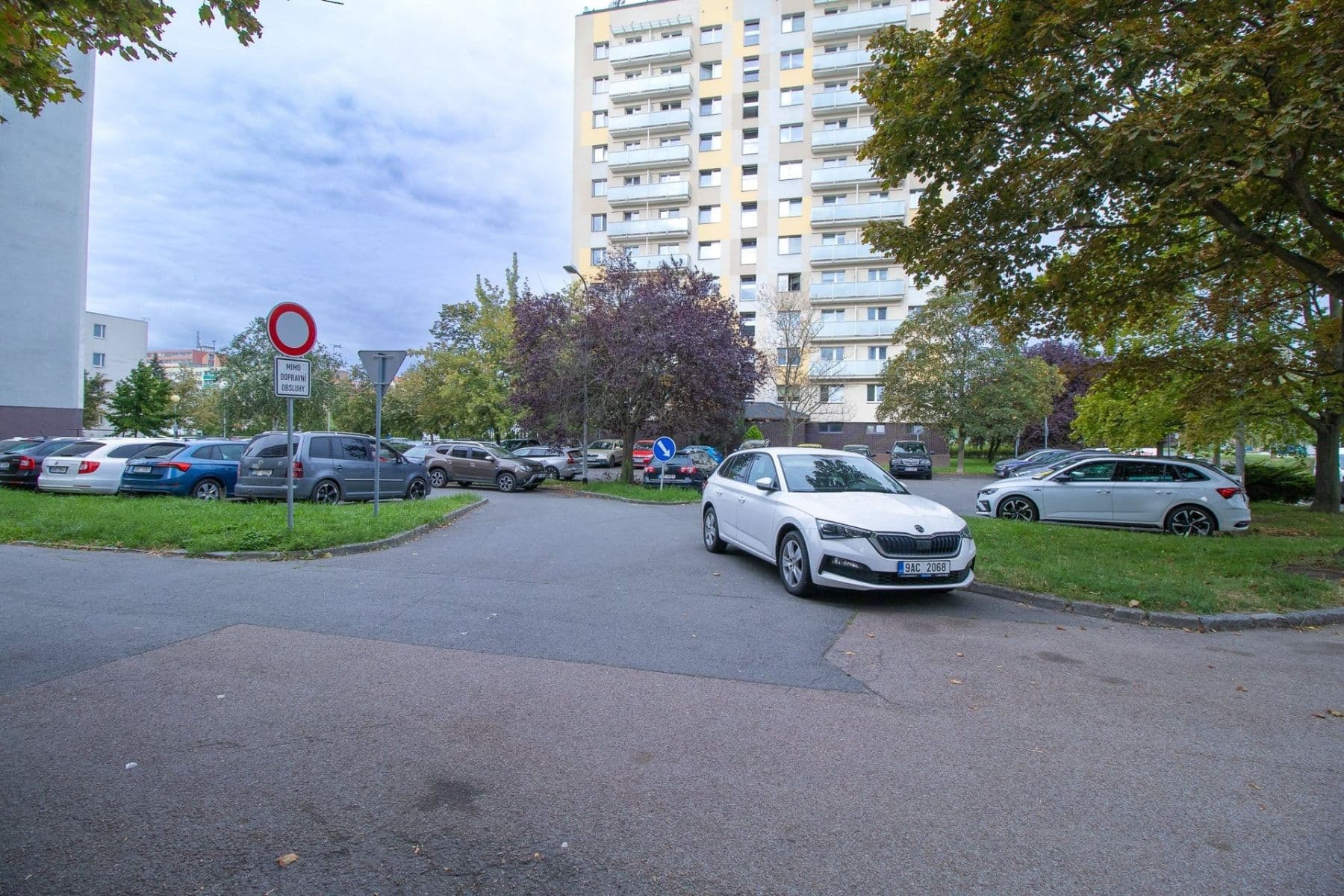 Prenájom bytu 3-izbový 65 m², Zalužanská, Mladá Boleslav, Středočeský kraj Prenájom bytu 3-izbový 65 m², Zalužanská, Mladá Boleslav, Středočeský kraj