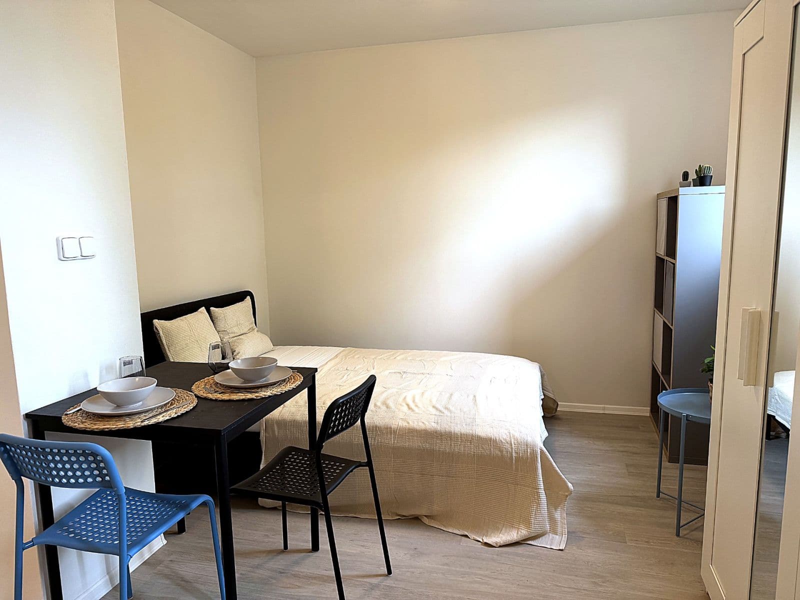 Prenájom bytu 1-izbový 22 m², Na Moklině, Praha, Praha Prenájom bytu 1-izbový 22 m², Na Moklině, Praha, Praha