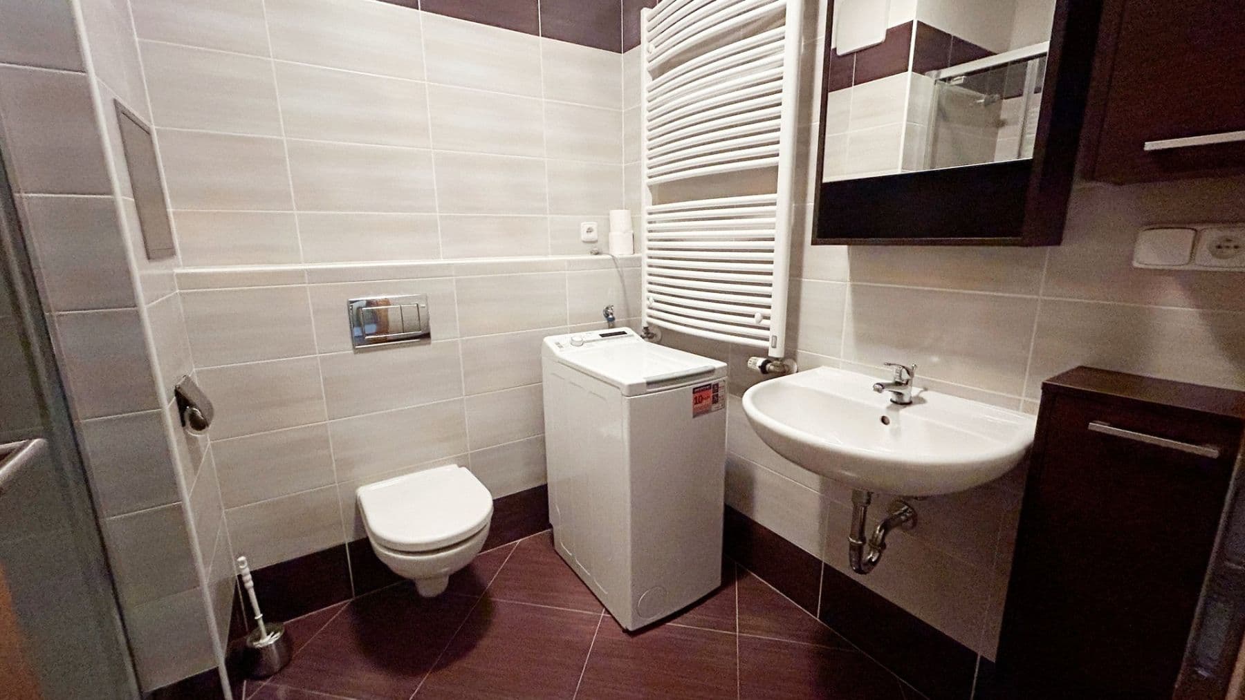 Prenájom bytu 1-izbový 31 m², Hornoměcholupská, Praha, Praha Prenájom bytu 1-izbový 31 m², Hornoměcholupská, Praha, Praha