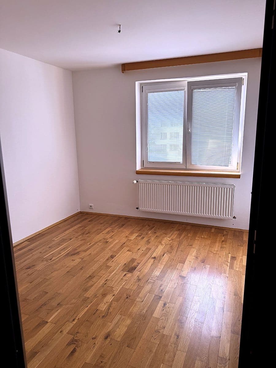 Prenájom bytu 3-izbový 75 m², Na Moklině, Praha, Praha Prenájom bytu 3-izbový 75 m², Na Moklině, Praha, Praha
