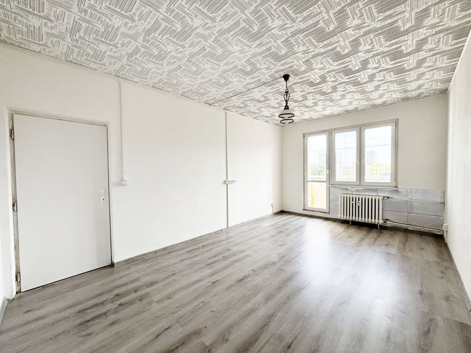 Prenájom bytu 2-izbový 57 m², Káranská, Praha, Praha Prenájom bytu 2-izbový 57 m², Káranská, Praha, Praha