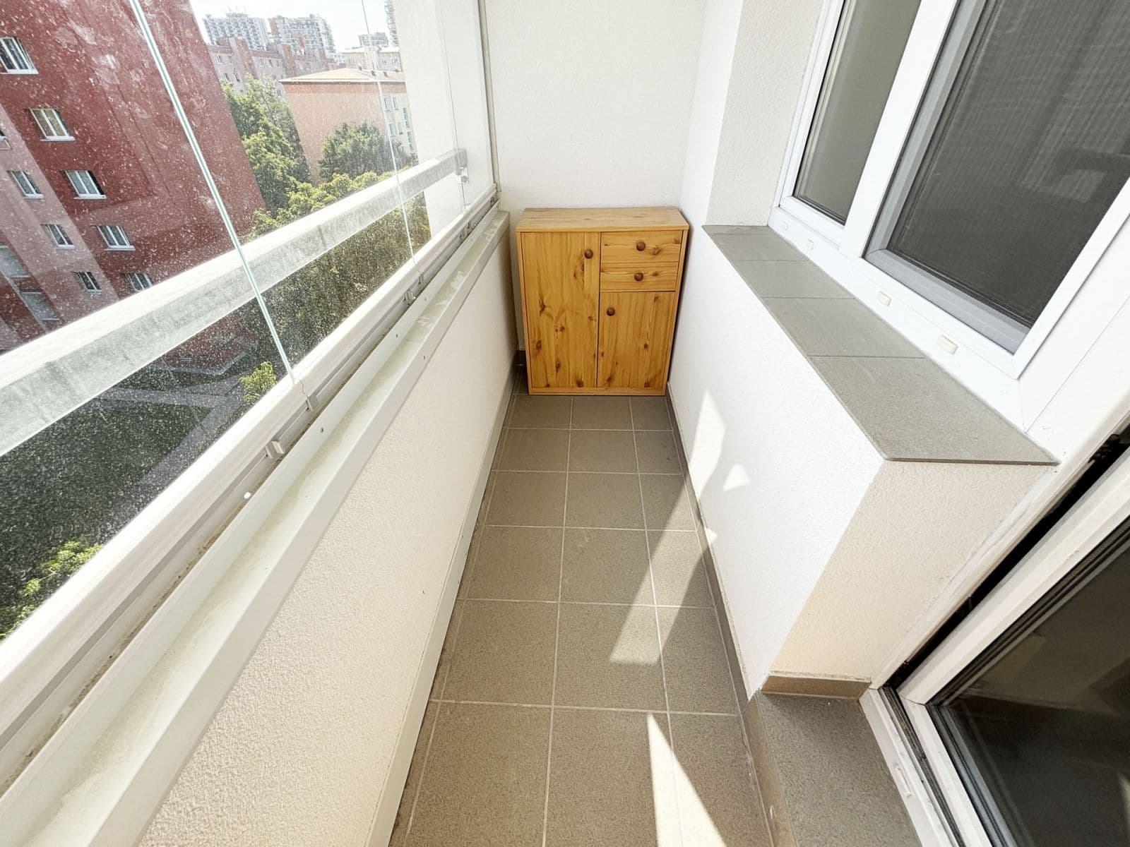 Prenájom bytu 2-izbový 57 m², Káranská, Praha, Praha Prenájom bytu 2-izbový 57 m², Káranská, Praha, Praha