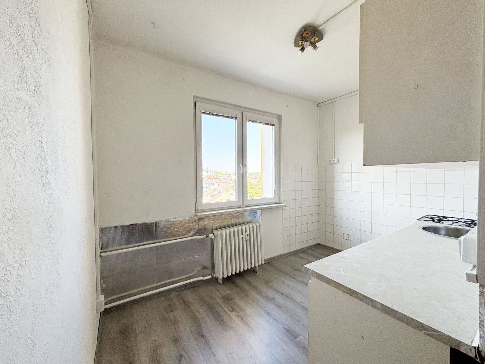 Prenájom bytu 2-izbový 57 m², Káranská, Praha, Praha Prenájom bytu 2-izbový 57 m², Káranská, Praha, Praha