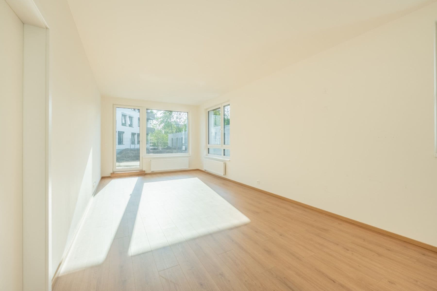 Prenájom bytu 3-izbový 76 m², Ke stadionu, Kladno, Středočeský kraj Prenájom bytu 3-izbový 76 m², Ke stadionu, Kladno, Středočeský kraj