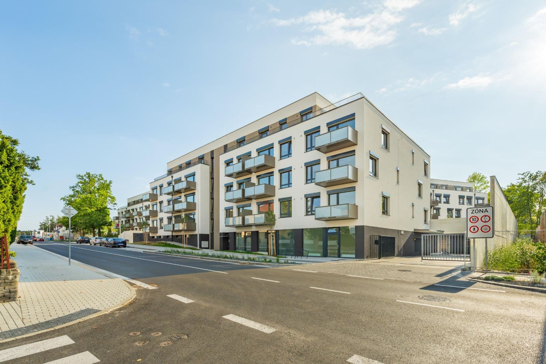 Prenájom bytu 3-izbový 76 m², Ke stadionu, Kladno, Středočeský kraj Prenájom bytu 3-izbový 76 m², Ke stadionu, Kladno, Středočeský kraj