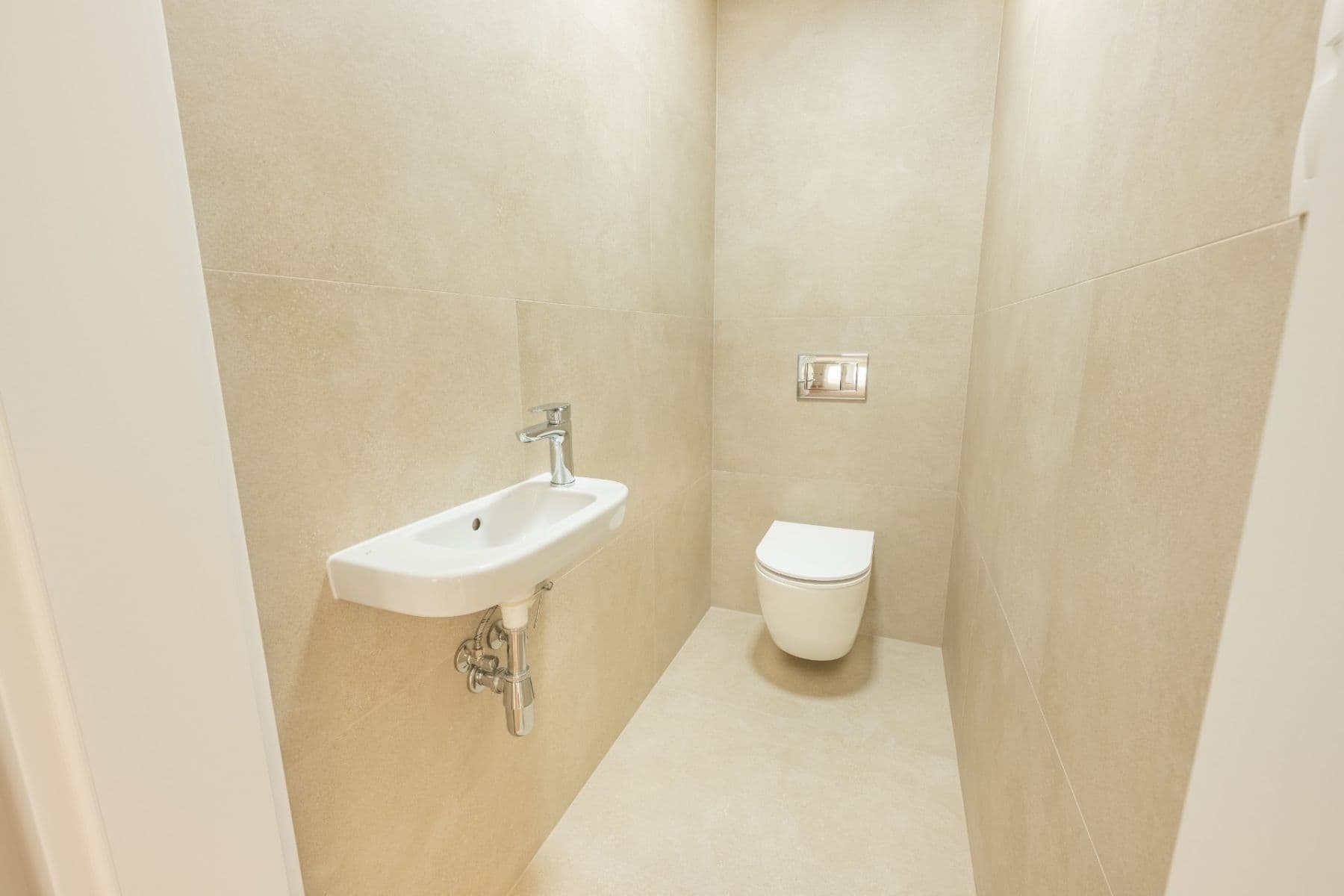 Prenájom bytu 3-izbový 76 m², Ke stadionu, Kladno, Středočeský kraj Prenájom bytu 3-izbový 76 m², Ke stadionu, Kladno, Středočeský kraj