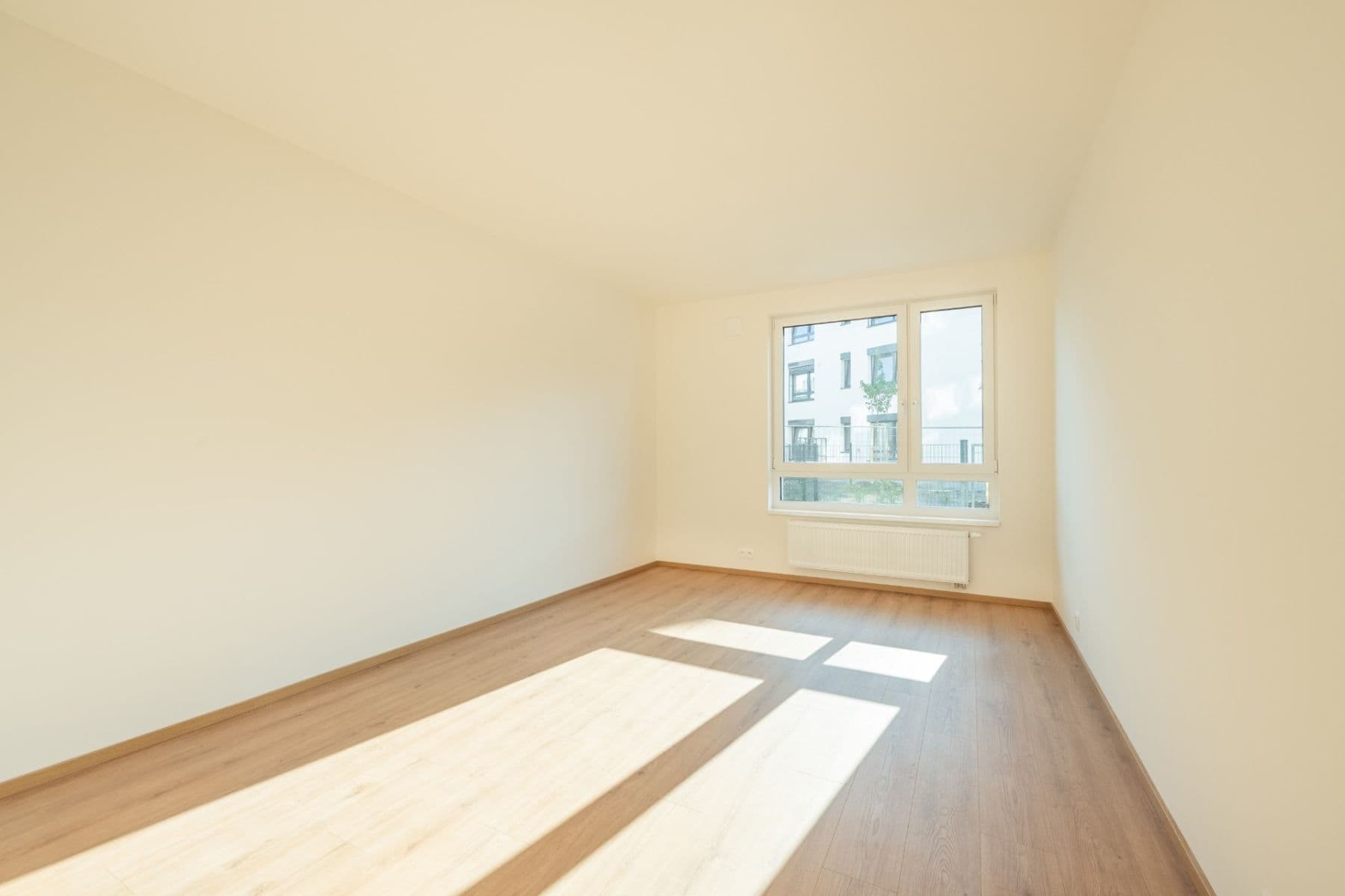 Prenájom bytu 3-izbový 76 m², Ke stadionu, Kladno, Středočeský kraj Prenájom bytu 3-izbový 76 m², Ke stadionu, Kladno, Středočeský kraj