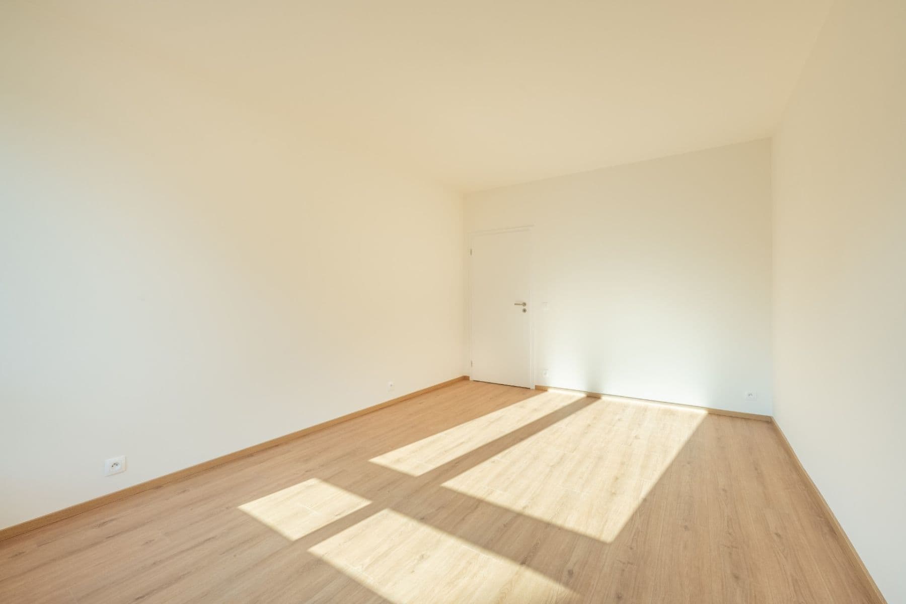 Prenájom bytu 3-izbový 76 m², Ke stadionu, Kladno, Středočeský kraj Prenájom bytu 3-izbový 76 m², Ke stadionu, Kladno, Středočeský kraj