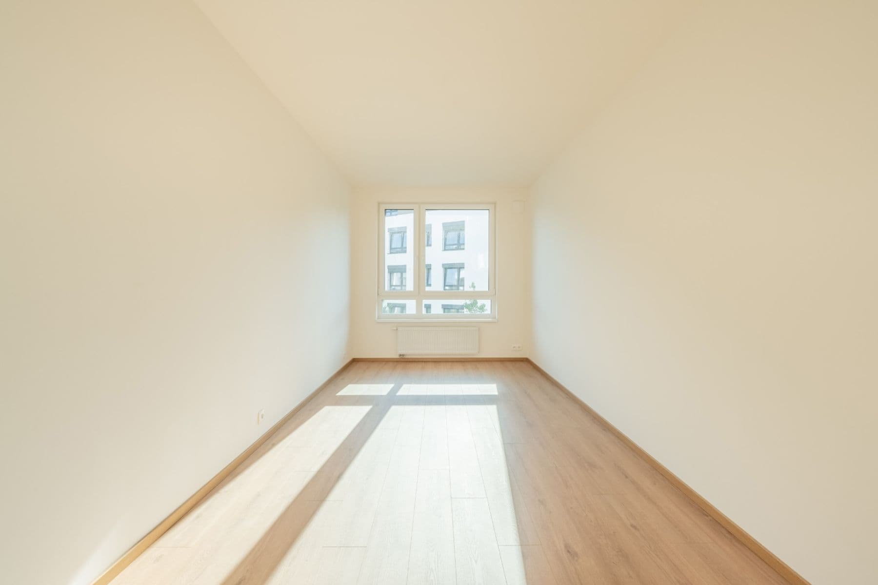 Prenájom bytu 3-izbový 74 m², Ke stadionu, Kladno, Středočeský kraj Prenájom bytu 3-izbový 74 m², Ke stadionu, Kladno, Středočeský kraj