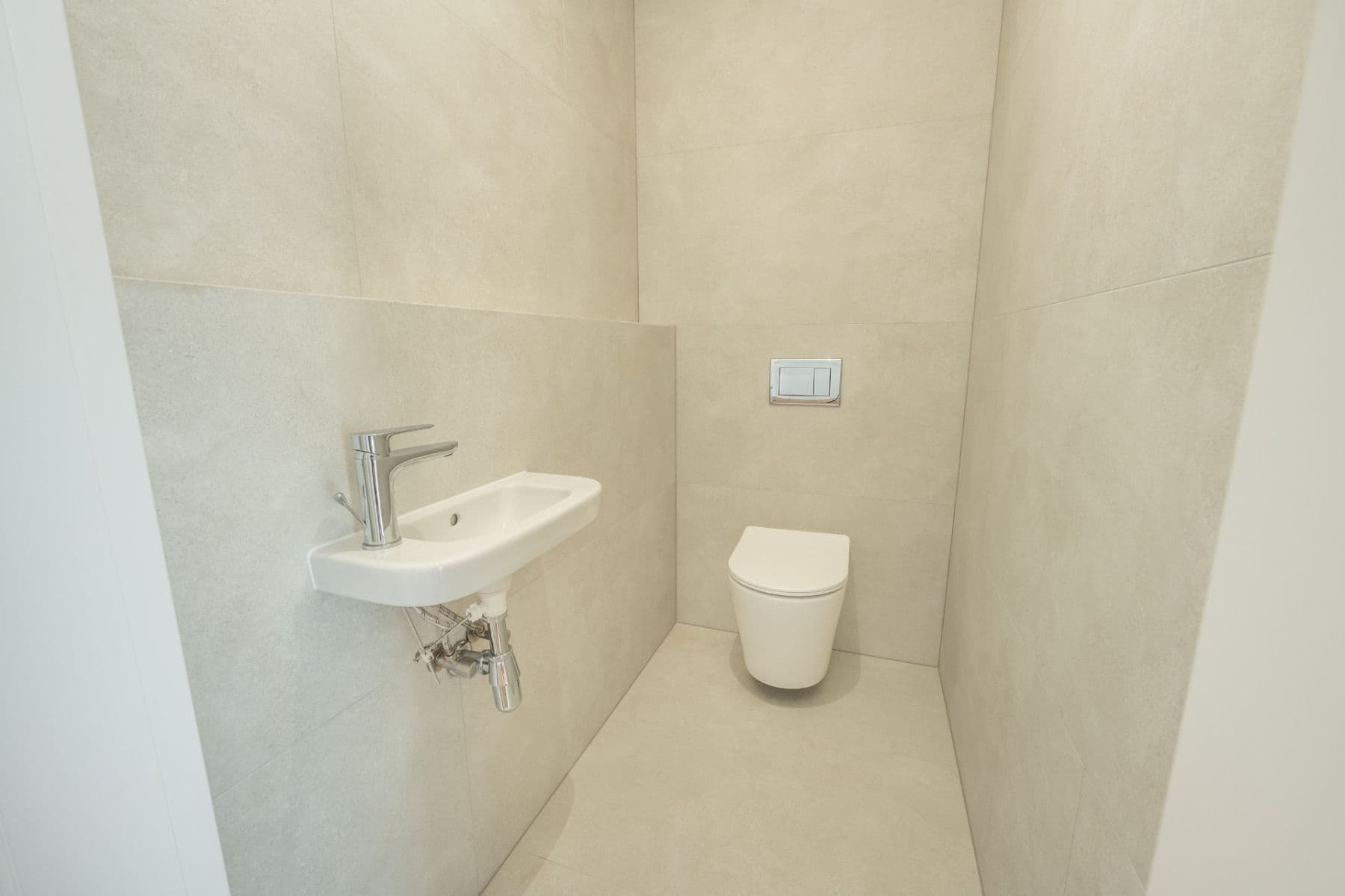 Prenájom bytu 3-izbový 74 m², Ke stadionu, Kladno, Středočeský kraj Prenájom bytu 3-izbový 74 m², Ke stadionu, Kladno, Středočeský kraj