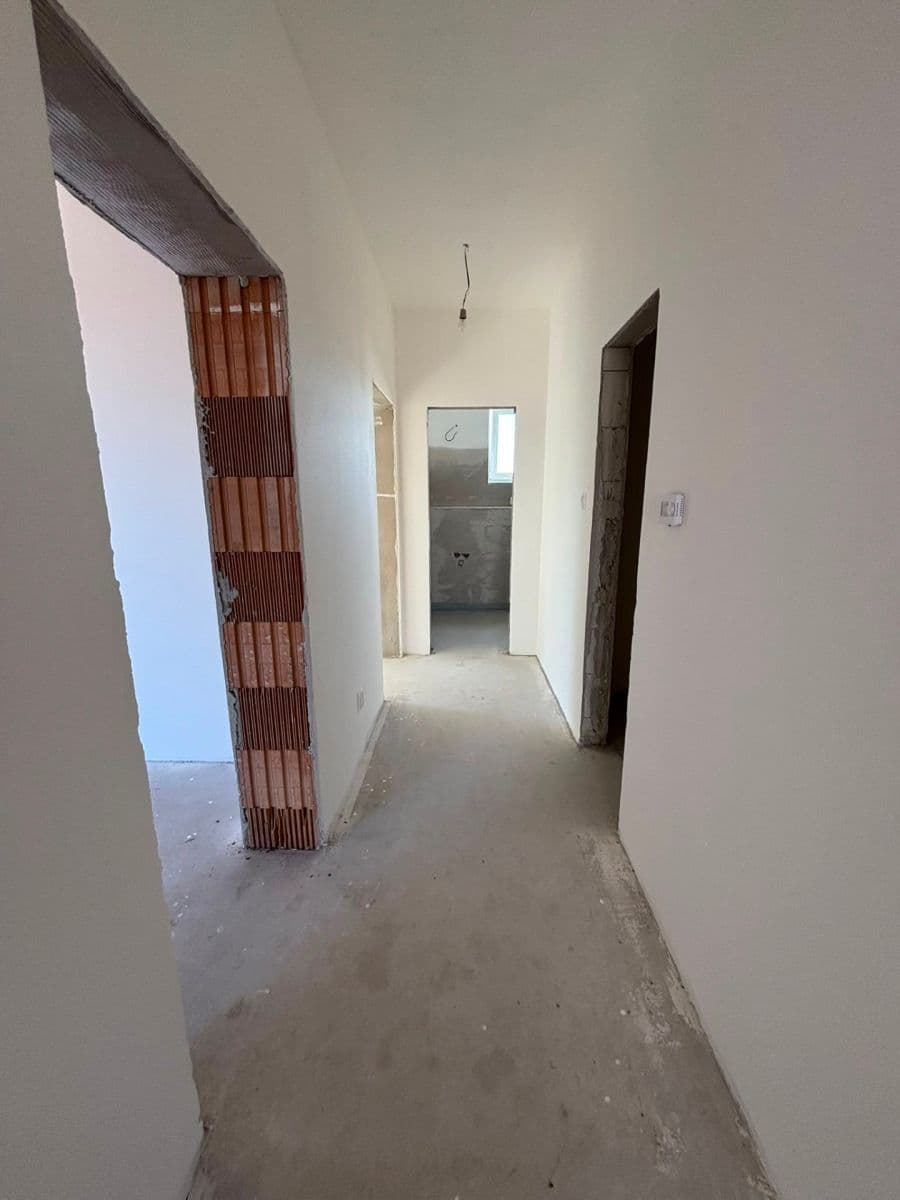 Predaj bytu 3-izbový 85 m², Detvianska, Nové Zámky, Nitriansky kraj Predaj bytu 3-izbový 85 m², Detvianska, Nové Zámky, Nitriansky kraj