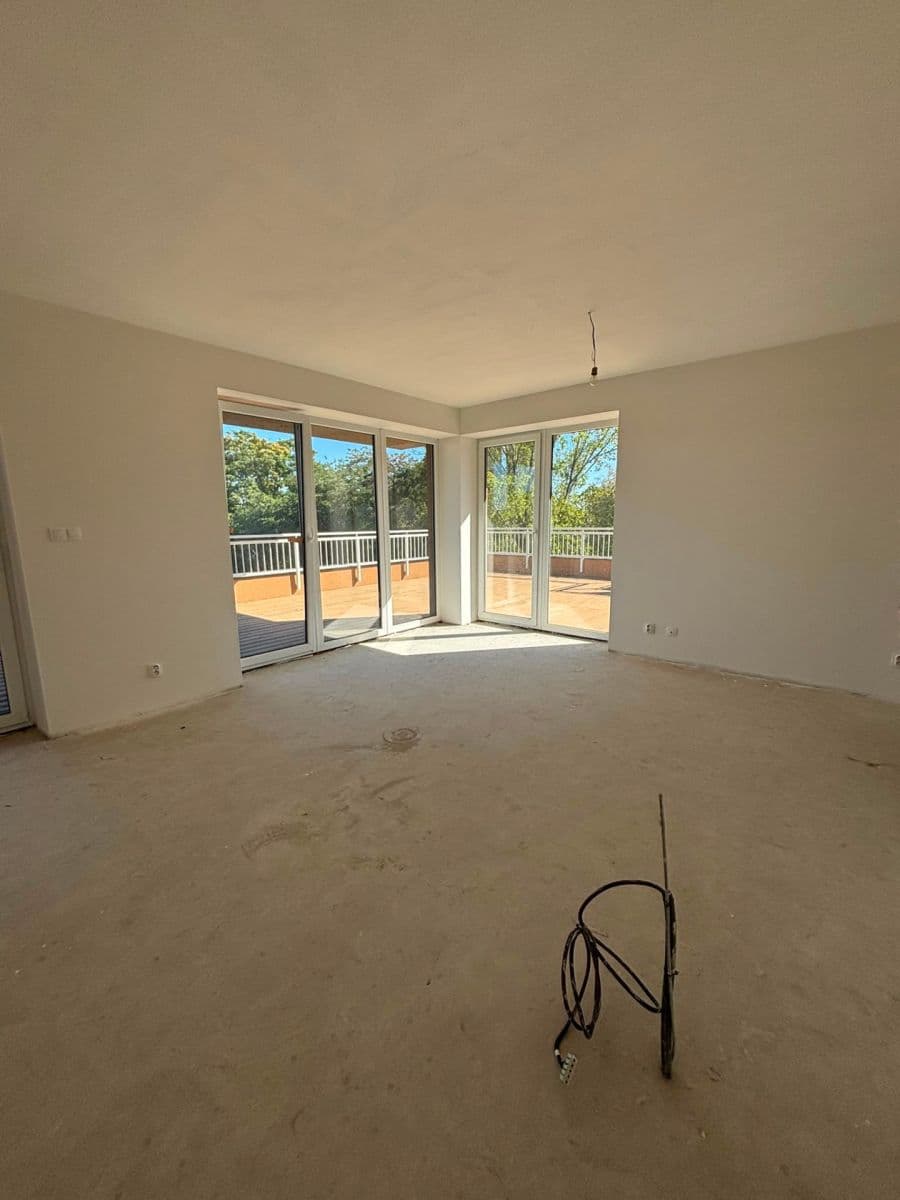 Predaj bytu 3-izbový 85 m², Detvianska, Nové Zámky, Nitriansky kraj Predaj bytu 3-izbový 85 m², Detvianska, Nové Zámky, Nitriansky kraj