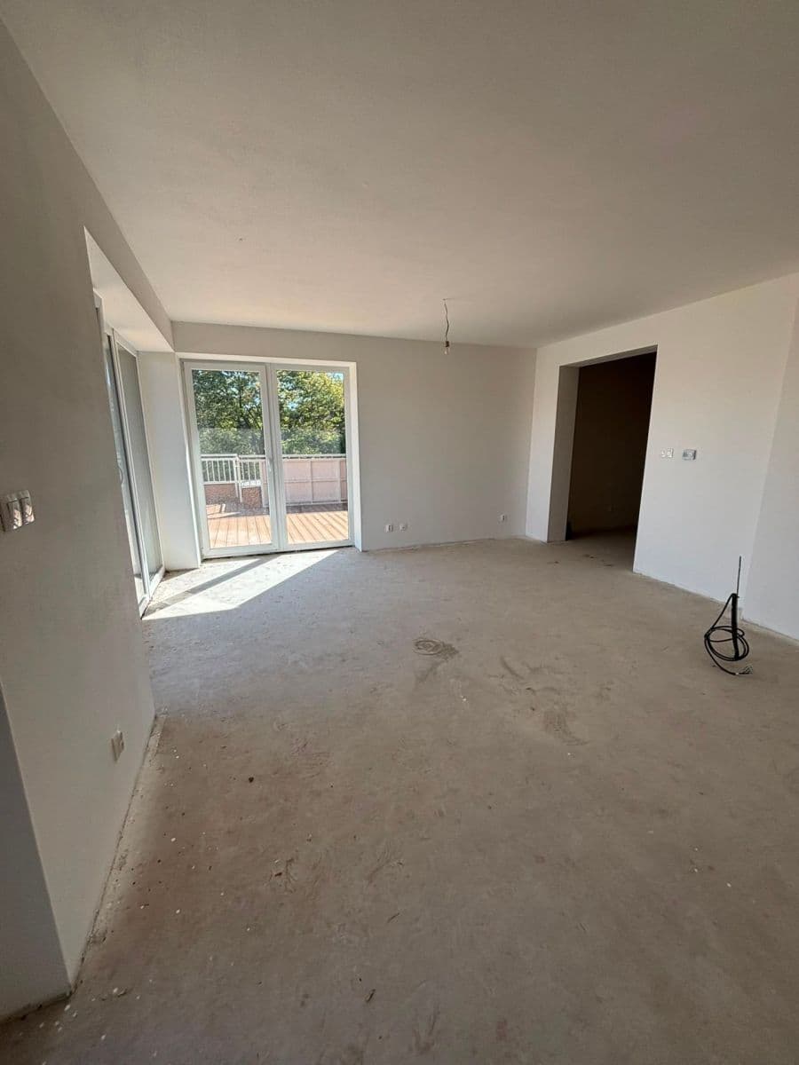 Predaj bytu 3-izbový 85 m², Detvianska, Nové Zámky, Nitriansky kraj Predaj bytu 3-izbový 85 m², Detvianska, Nové Zámky, Nitriansky kraj