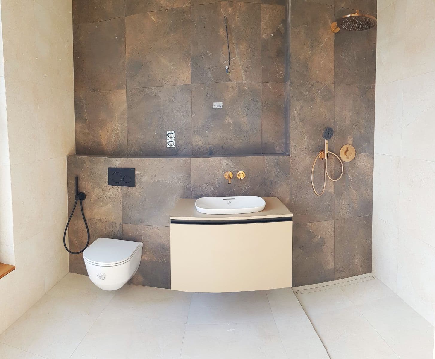 Predaj bytu 4-izbový 157 m², U Starého židovského hřbitova, Praha, Praha Predaj bytu 4-izbový 157 m², U Starého židovského hřbitova, Praha, Praha