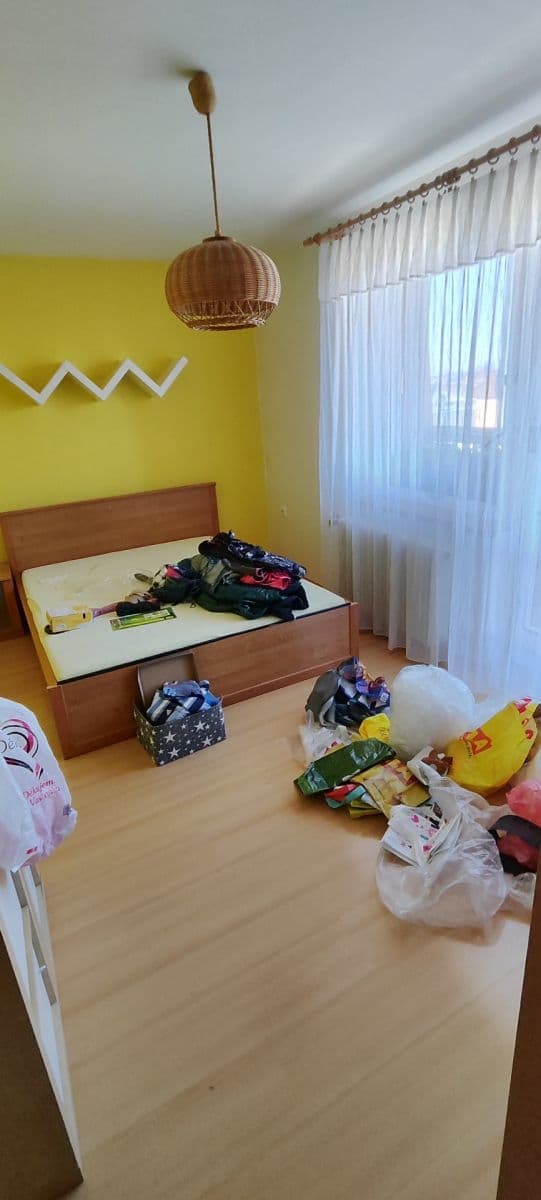 Prenájom bytu 3-izbový 78 m², Střelova, Přelouč, Pardubický kraj Prenájom bytu 3-izbový 78 m², Střelova, Přelouč, Pardubický kraj