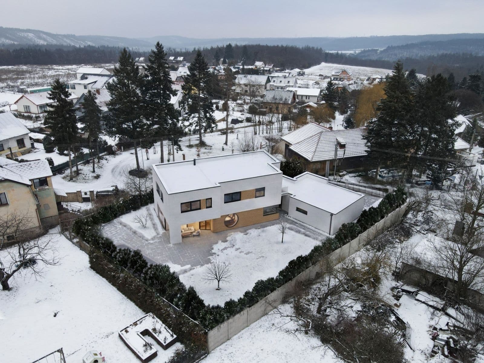 Predaj domu 326 m², pozemok 927 m², Trnová, Středočeský kraj Predaj domu 326 m², pozemok 927 m², Trnová, Středočeský kraj