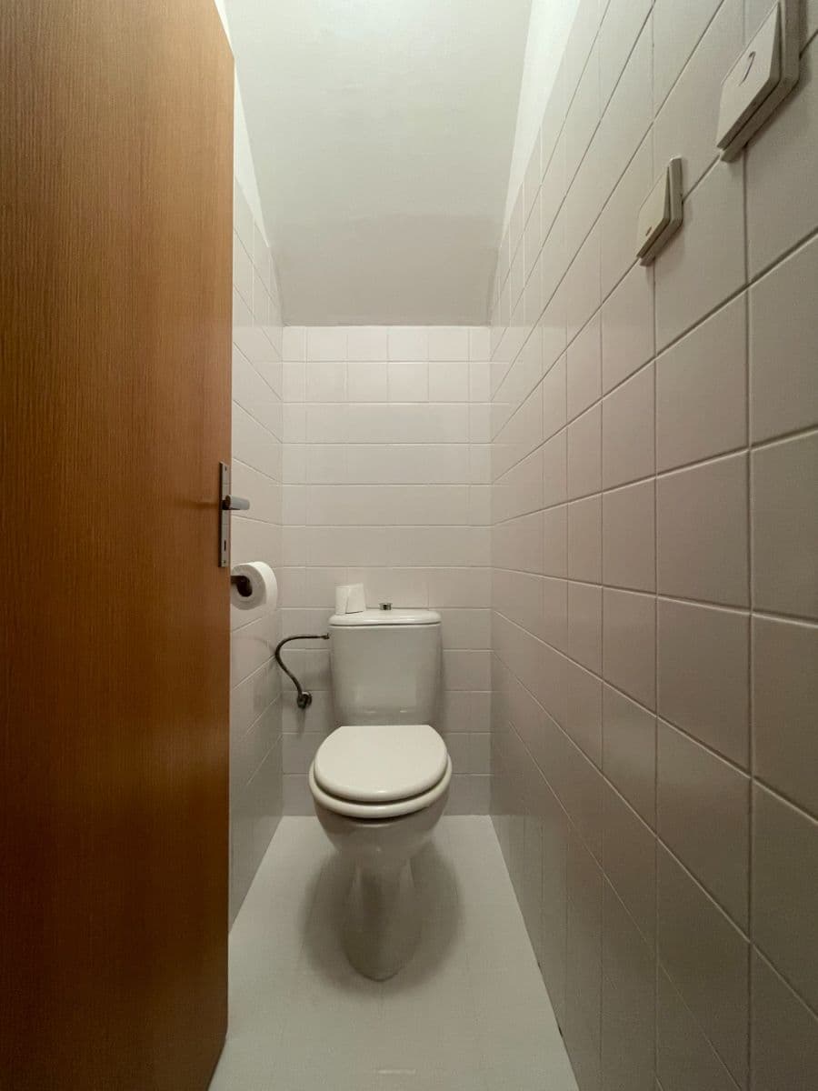 Prenájom bytu 1-izbový 37 m², Högrova, Brno, Jihomoravský kraj Prenájom bytu 1-izbový 37 m², Högrova, Brno, Jihomoravský kraj