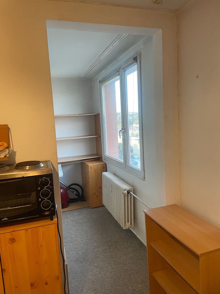 Prenájom bytu 1-izbový 21 m², Dělnická, Praha, Praha Prenájom bytu 1-izbový 21 m², Dělnická, Praha, Praha