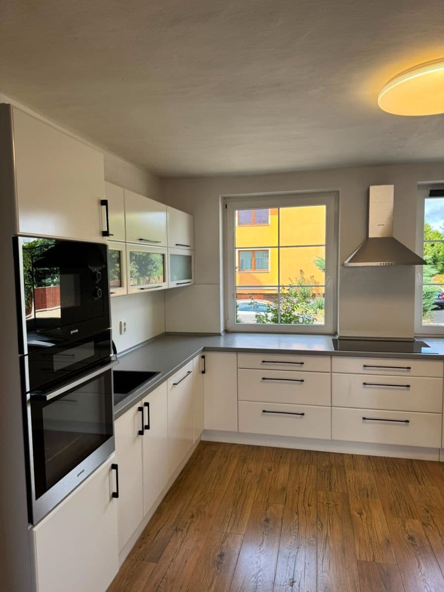 Predaj domu 173 m², pozemok 173 m², U Flory, Žatec, Ústecký kraj Predaj domu 173 m², pozemok 173 m², U Flory, Žatec, Ústecký kraj