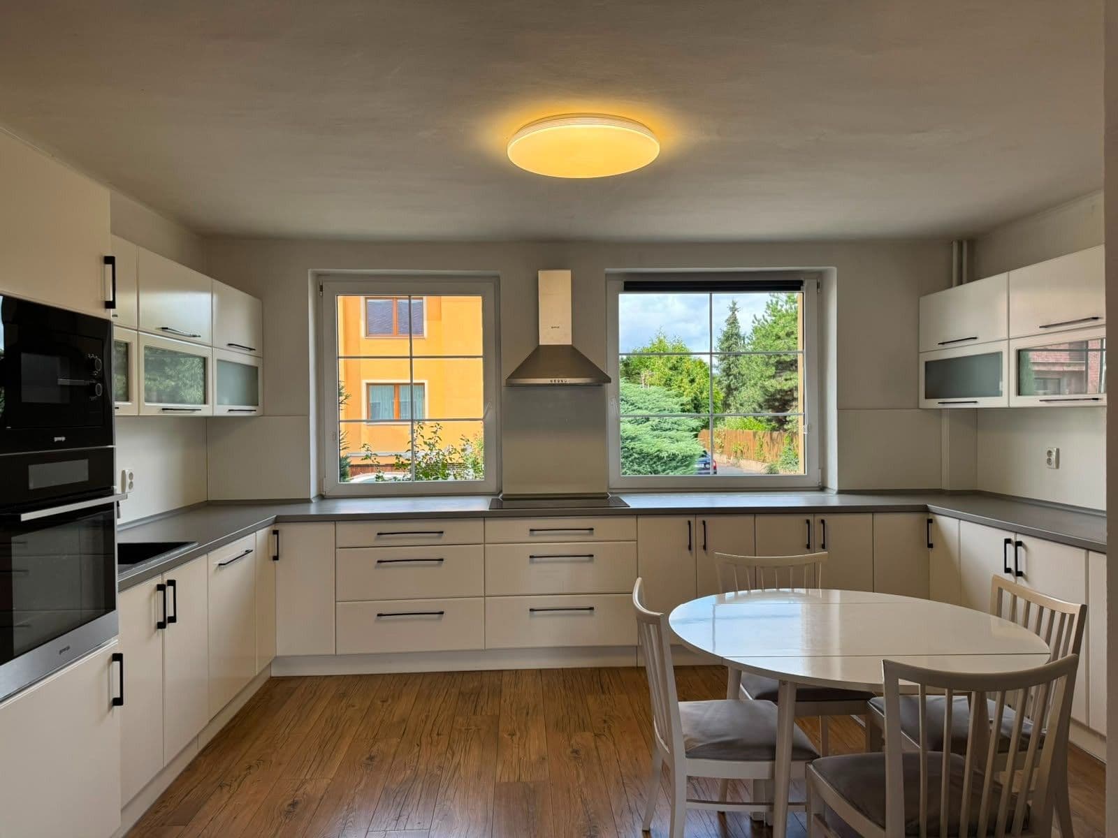 Predaj domu 173 m², pozemok 173 m², U Flory, Žatec, Ústecký kraj Predaj domu 173 m², pozemok 173 m², U Flory, Žatec, Ústecký kraj