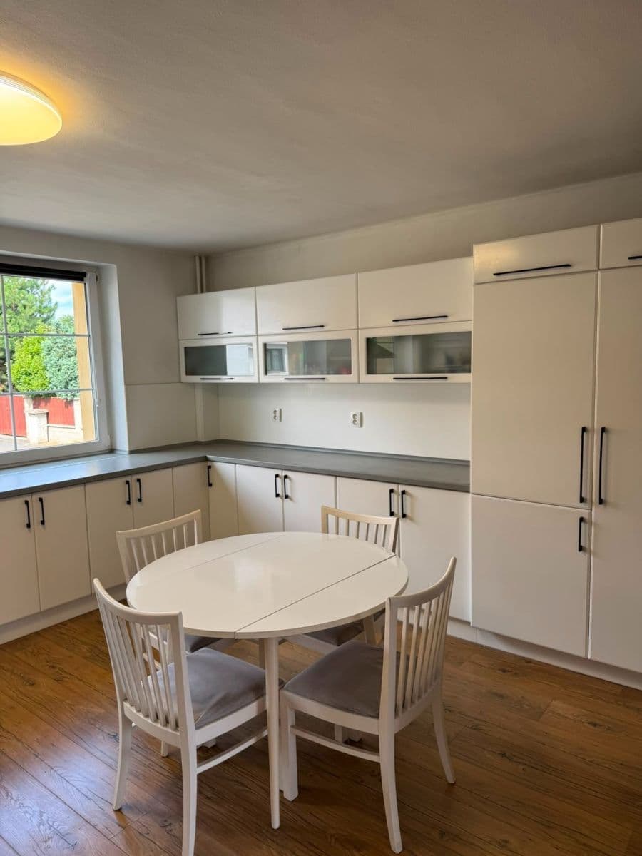 Predaj domu 173 m², pozemok 173 m², U Flory, Žatec, Ústecký kraj Predaj domu 173 m², pozemok 173 m², U Flory, Žatec, Ústecký kraj