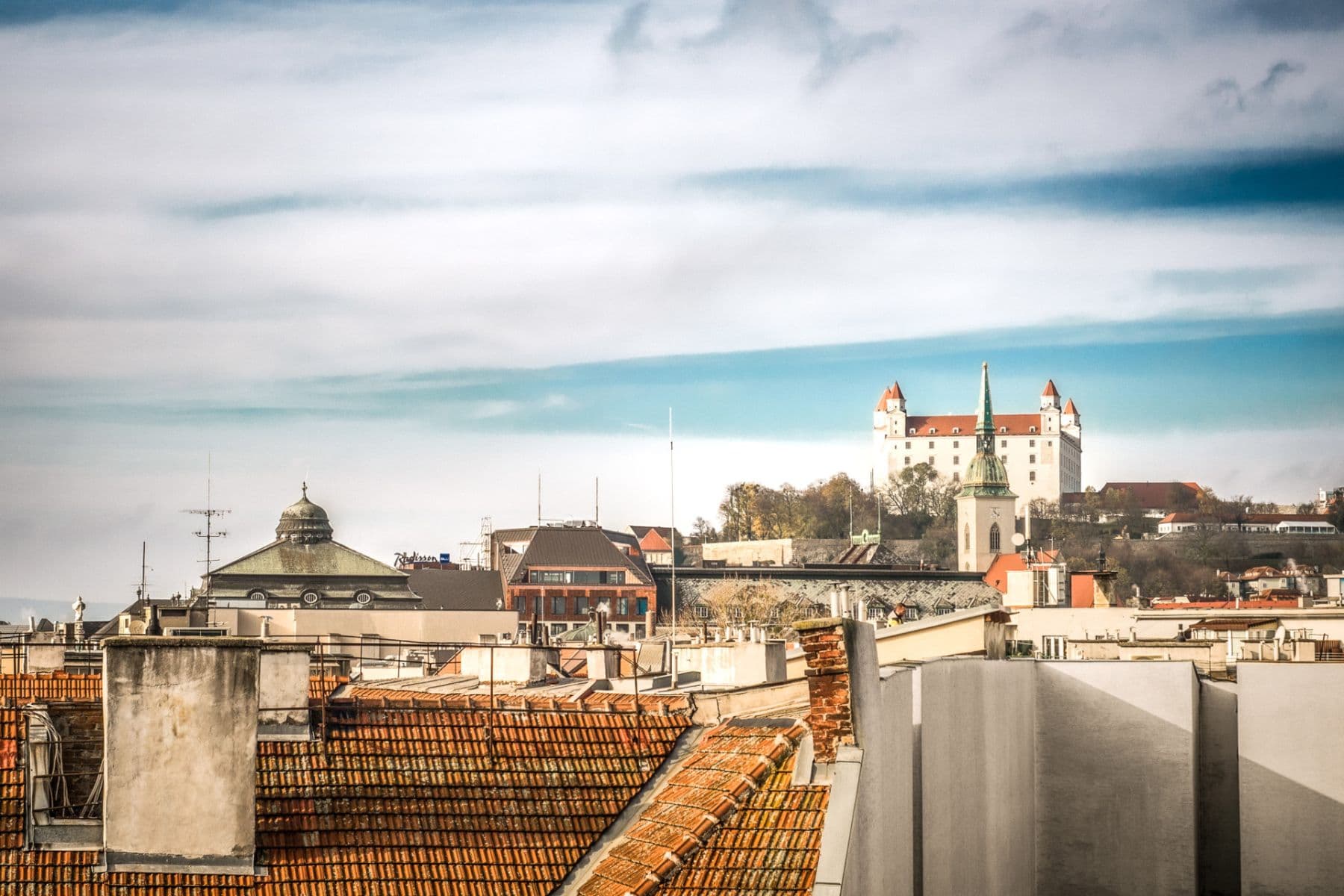 Prenájom bytu 2-izbový 110 m², Bratislava - mestská časť Staré Mesto, Bratislavský kraj Prenájom bytu 2-izbový 110 m², Bratislava - mestská časť Staré Mesto, Bratislavský kraj