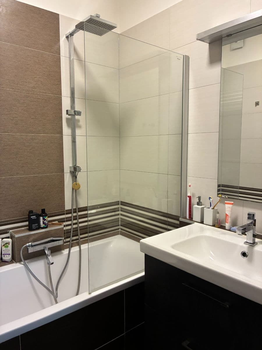 Prenájom bytu 2-izbový 45 m², Hájkova, Praha, Praha Prenájom bytu 2-izbový 45 m², Hájkova, Praha, Praha