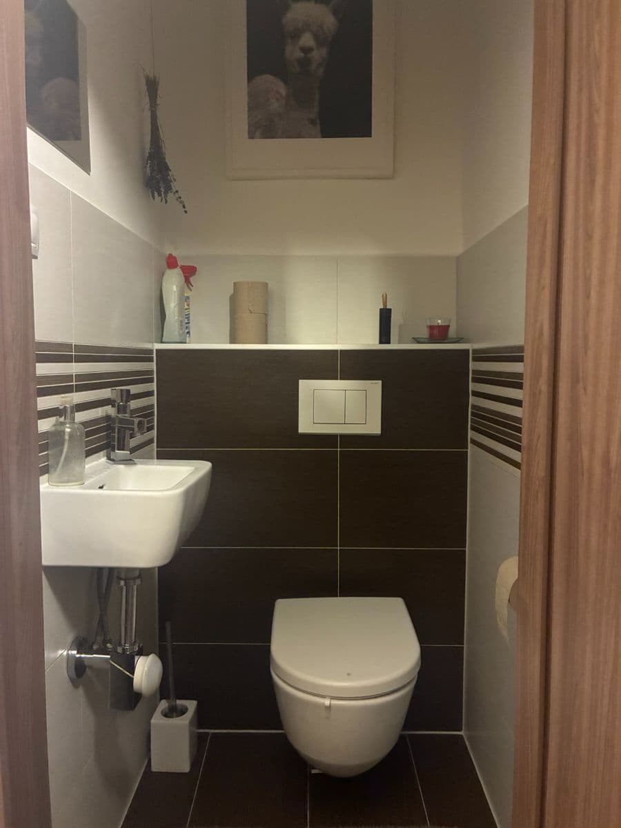 Prenájom bytu 2-izbový 45 m², Hájkova, Praha, Praha Prenájom bytu 2-izbový 45 m², Hájkova, Praha, Praha