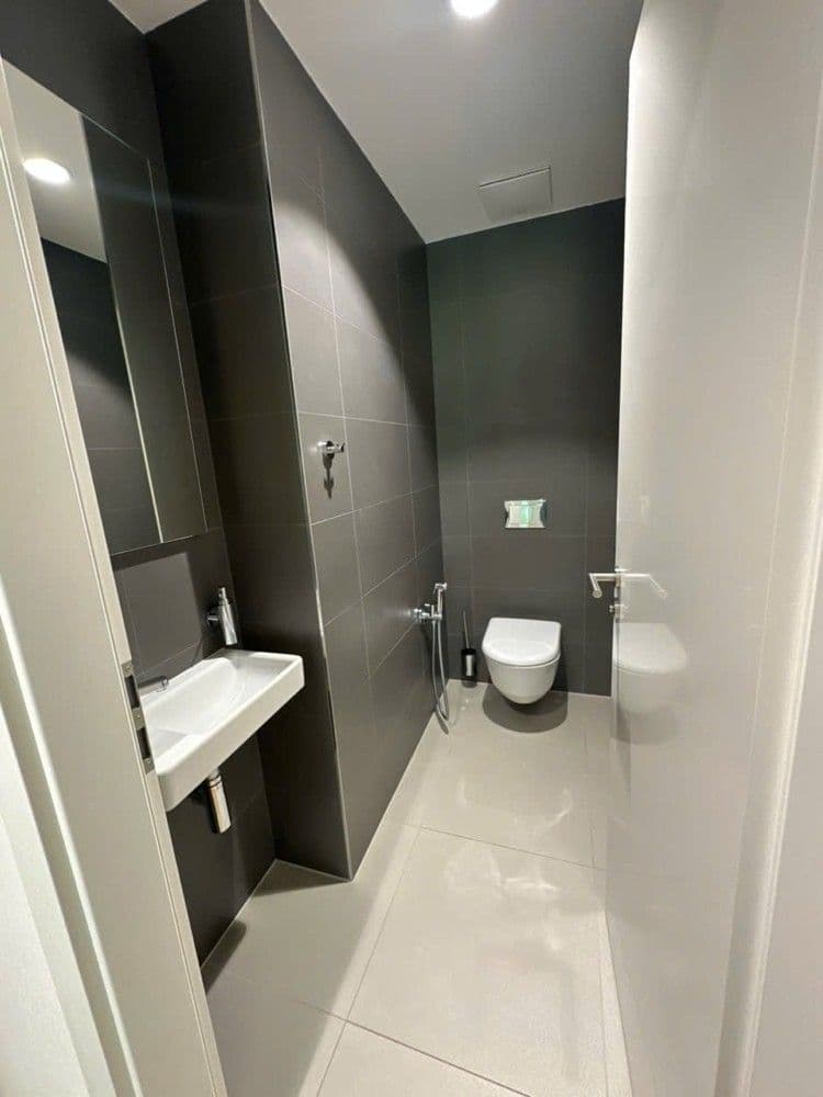 Prenájom bytu 3-izbový 77 m², U Viktorie, Praha, Praha Prenájom bytu 3-izbový 77 m², U Viktorie, Praha, Praha