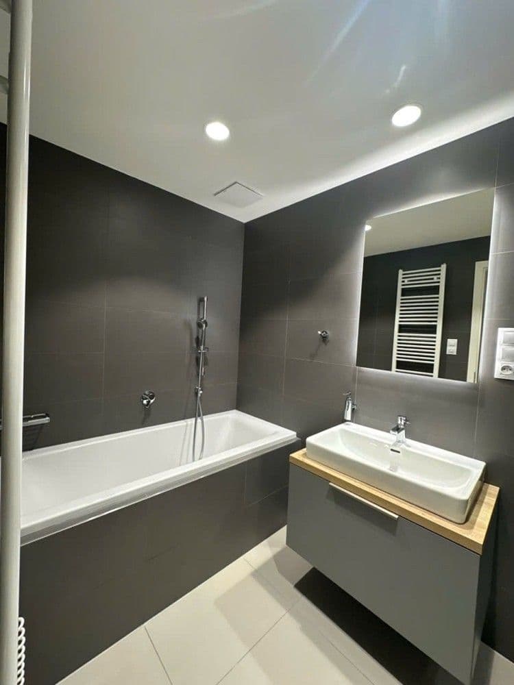 Prenájom bytu 3-izbový 77 m², U Viktorie, Praha, Praha Prenájom bytu 3-izbový 77 m², U Viktorie, Praha, Praha