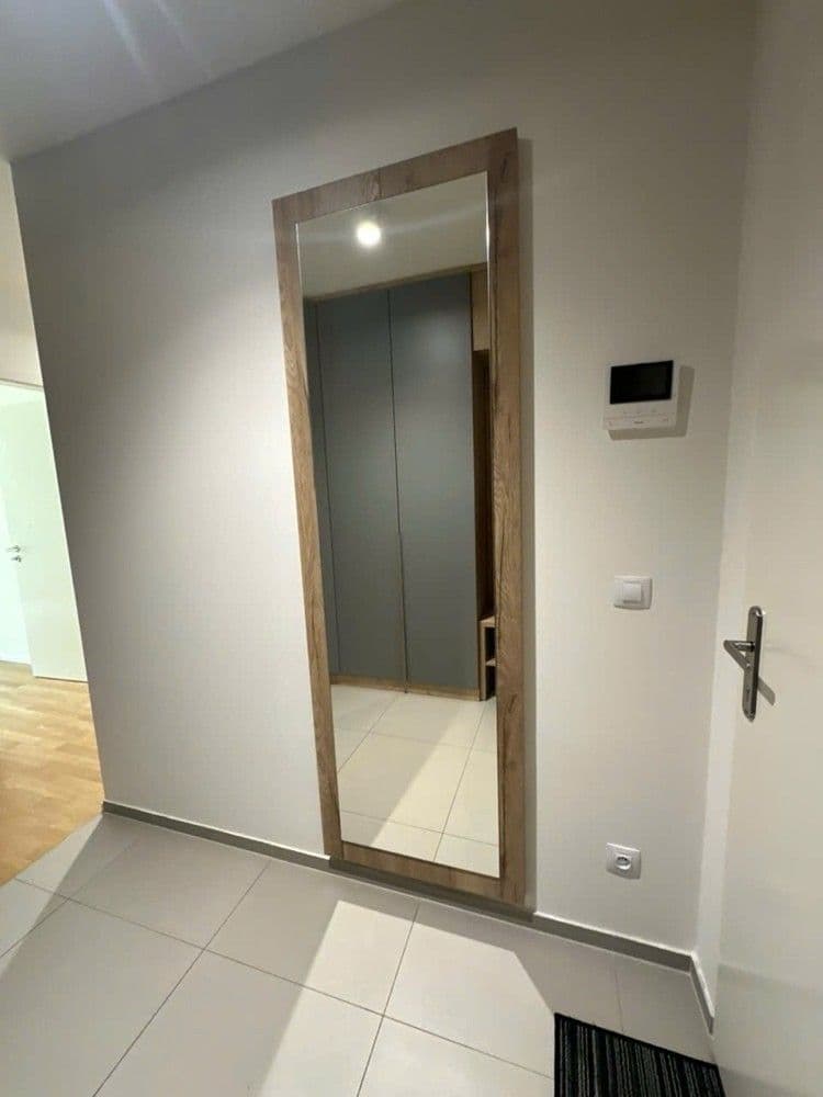 Prenájom bytu 3-izbový 77 m², U Viktorie, Praha, Praha Prenájom bytu 3-izbový 77 m², U Viktorie, Praha, Praha