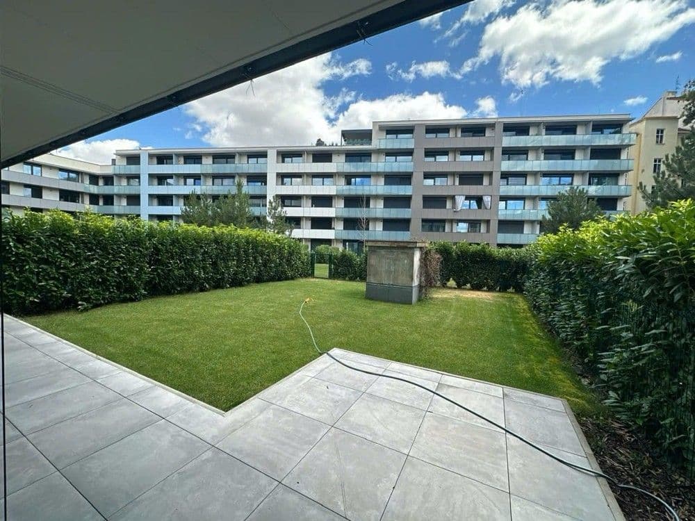 Prenájom bytu 3-izbový 77 m², U Viktorie, Praha, Praha Prenájom bytu 3-izbový 77 m², U Viktorie, Praha, Praha