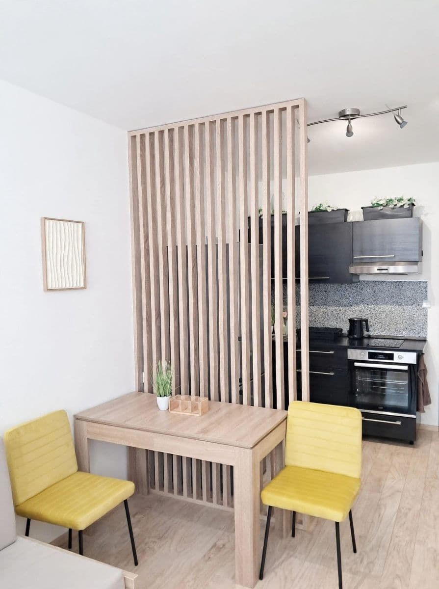 Predaj bytu 1-izbový 27 m², Zakšínská, Praha, Praha Predaj bytu 1-izbový 27 m², Zakšínská, Praha, Praha